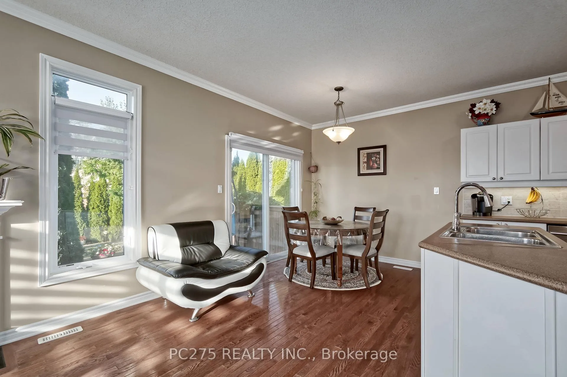 Photo 12 of 2392 Asima Drive, London, South U — HOMEH