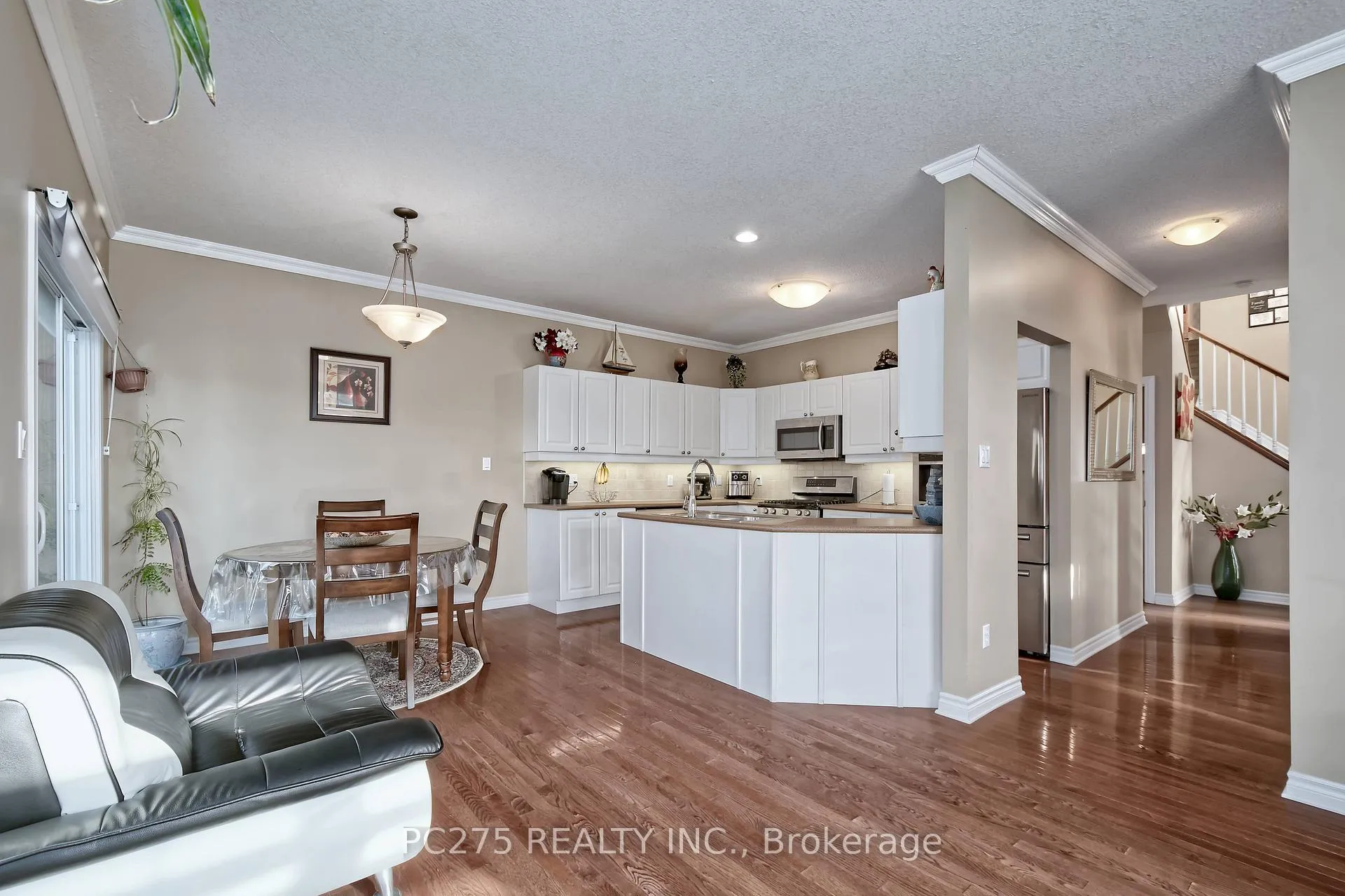Photo 13 of 2392 Asima Drive, London, South U — HOMEH