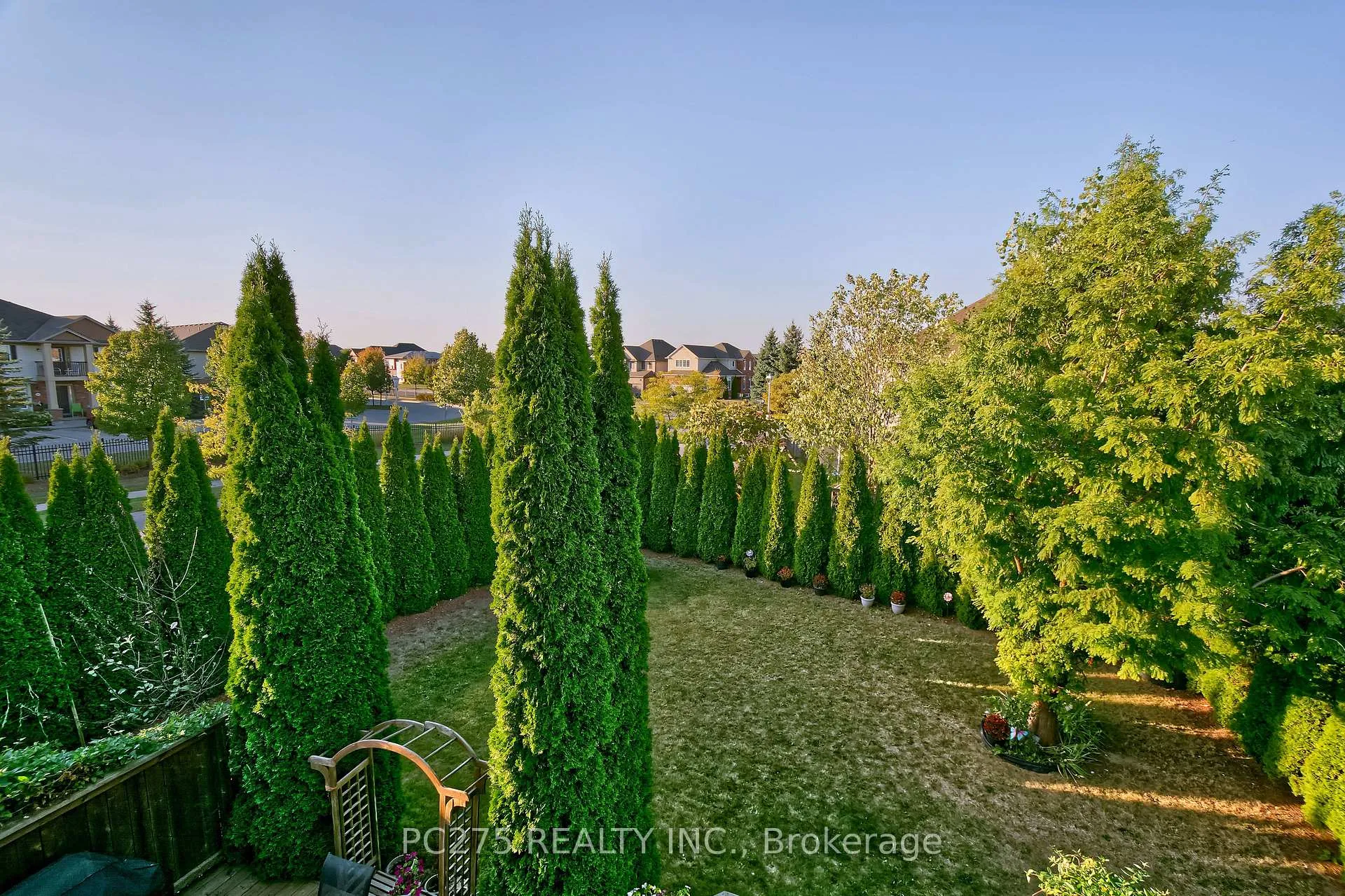 Photo 30 of 2392 Asima Drive, London, South U — HOMEH