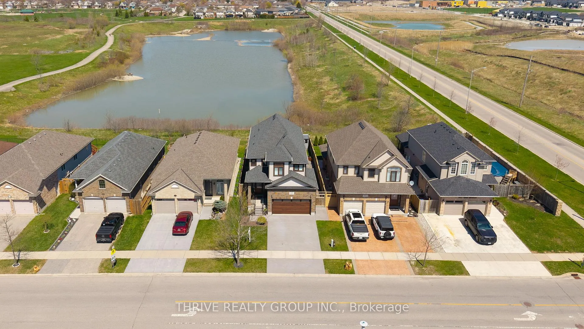 Photo 1 of 2605 Evans Boulevard, London, South U — HOMEH