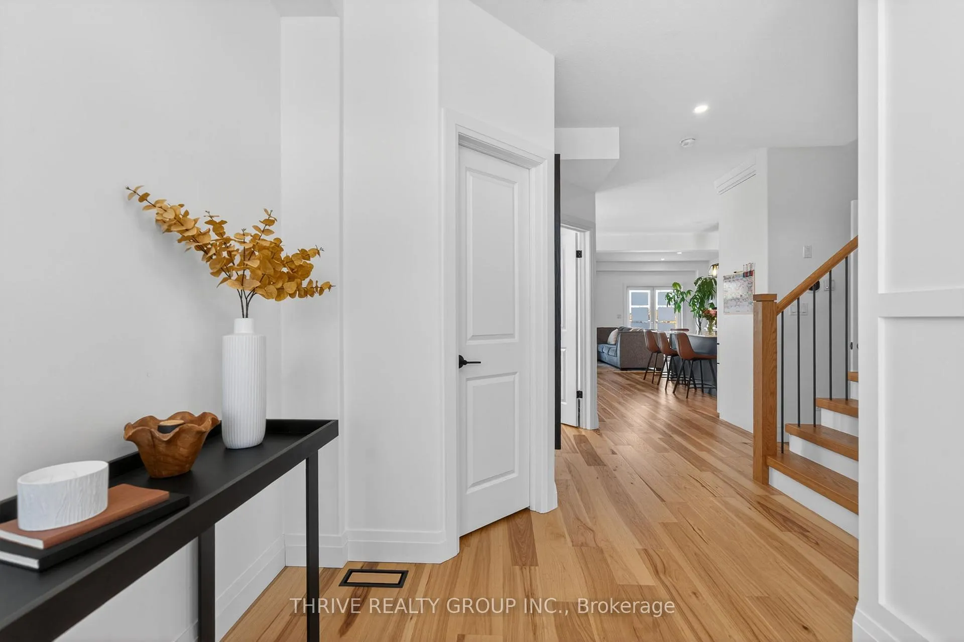 Photo 6 of 2605 Evans Boulevard, London, South U — HOMEH