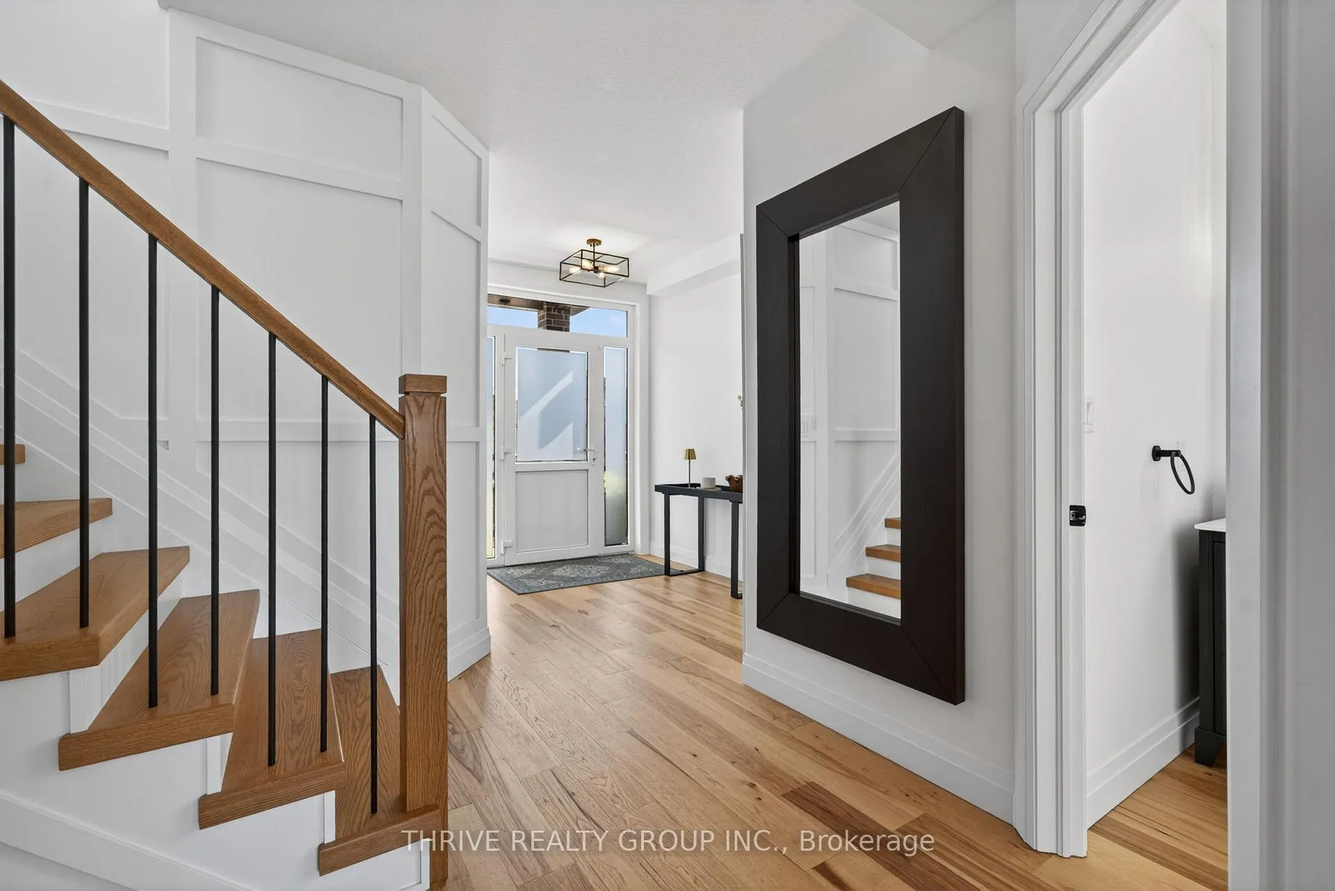 Photo 7 of 2605 Evans Boulevard, London, South U — HOMEH