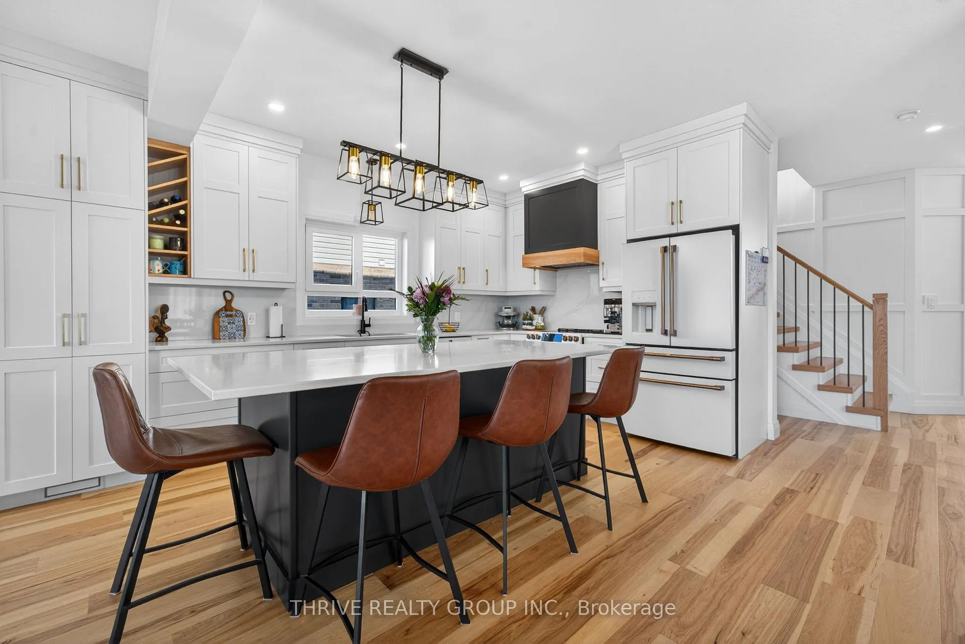 Photo 8 of 2605 Evans Boulevard, London, South U — HOMEH