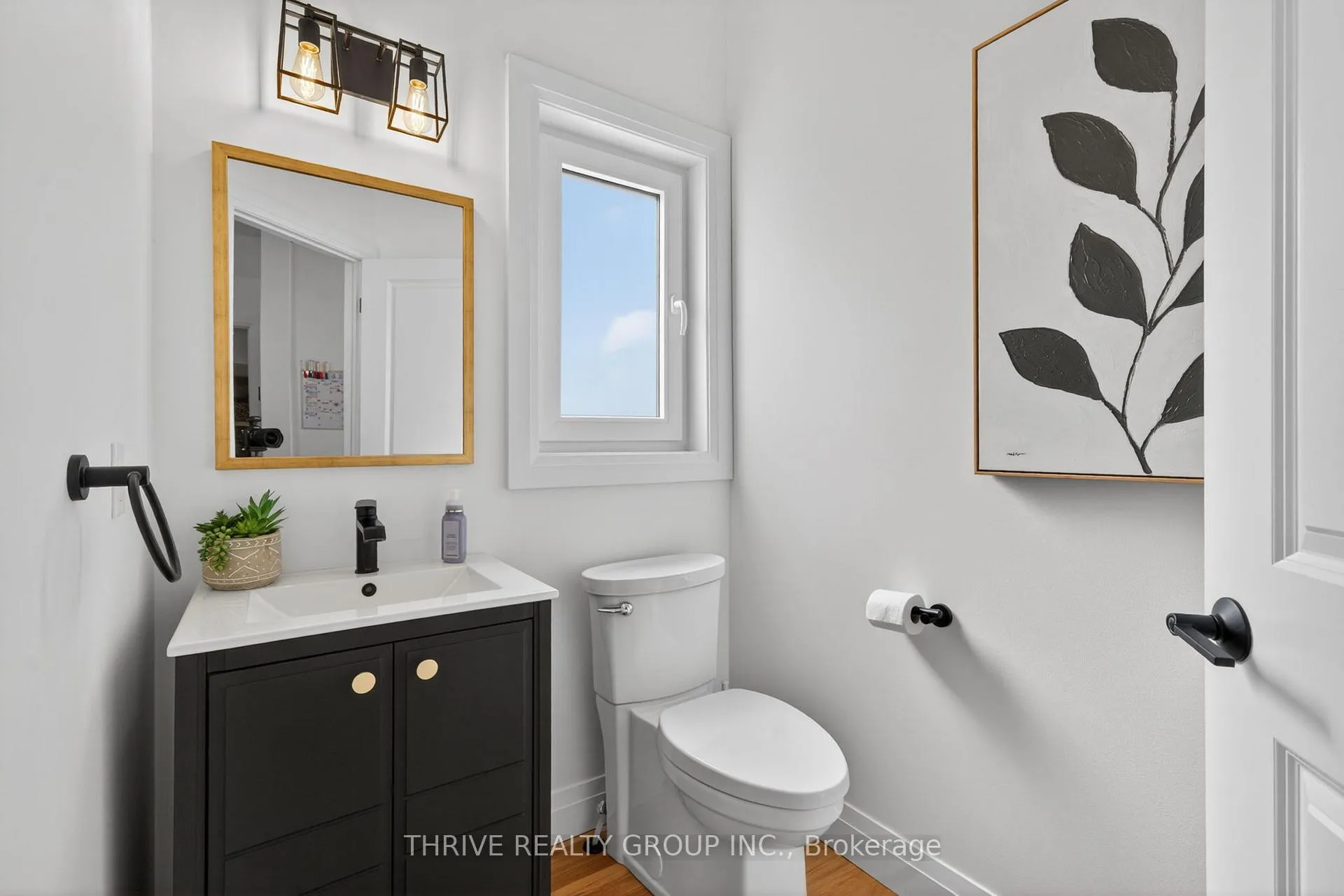 Photo 17 of 2605 Evans Boulevard, London, South U — HOMEH