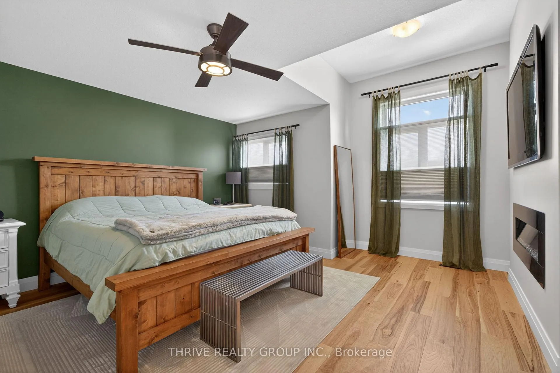 Photo 20 of 2605 Evans Boulevard, London, South U — HOMEH