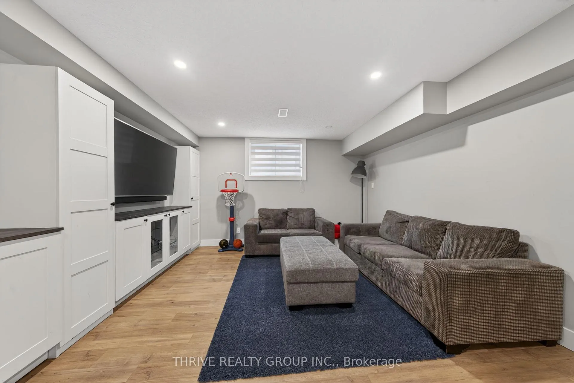Photo 34 of 2605 Evans Boulevard, London, South U — HOMEH