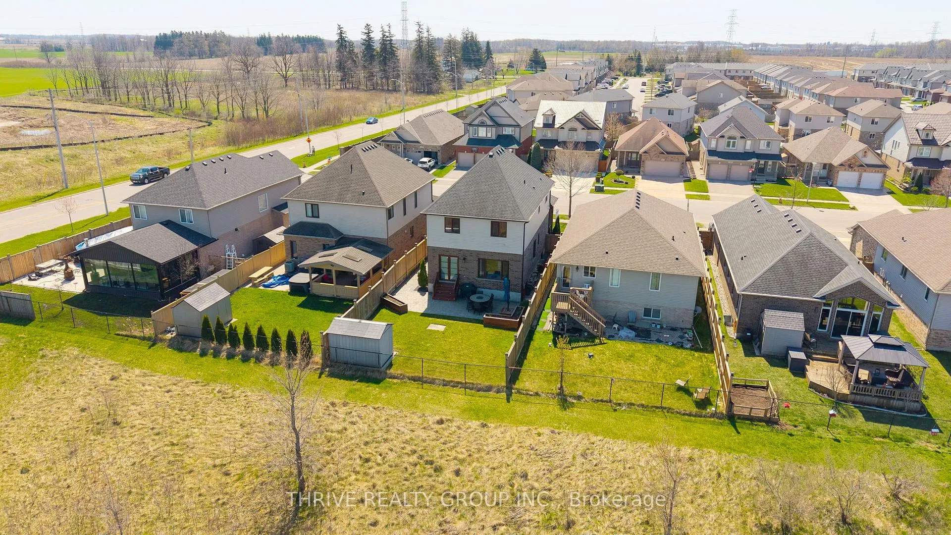 Photo 42 of 2605 Evans Boulevard, London, South U — HOMEH