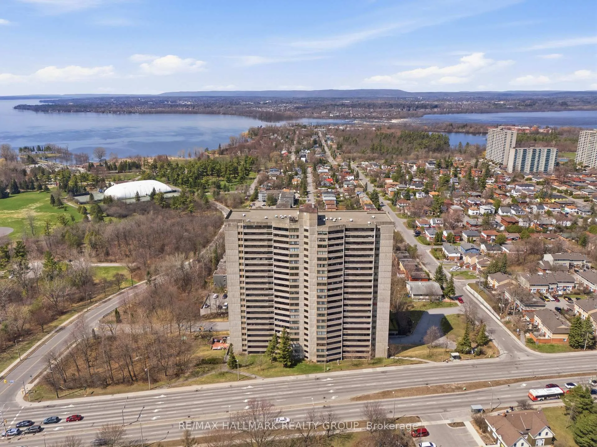 Photo 2 of Unit 306, 415 Greenview Avenue, Ottawa, Britannia — HOMEH