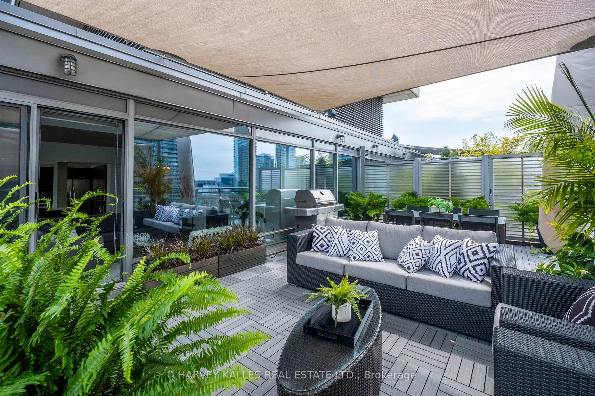 Photo 2 of Unit PH2, 22 Wellesley Street E, Toronto, Church-Yonge Corridor — HOMEH