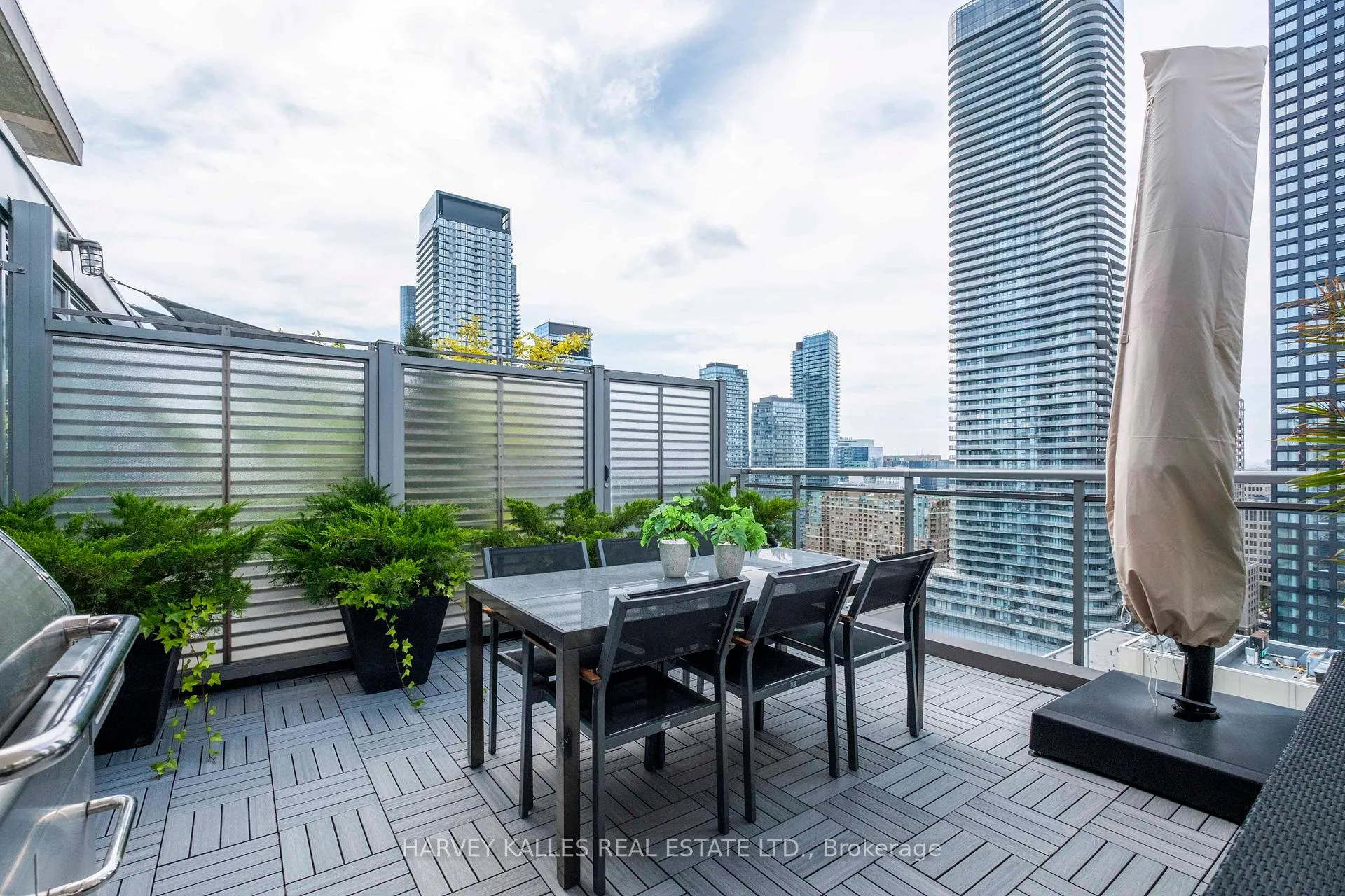 Photo 4 of Unit PH2, 22 Wellesley Street E, Toronto, Church-Yonge Corridor — HOMEH