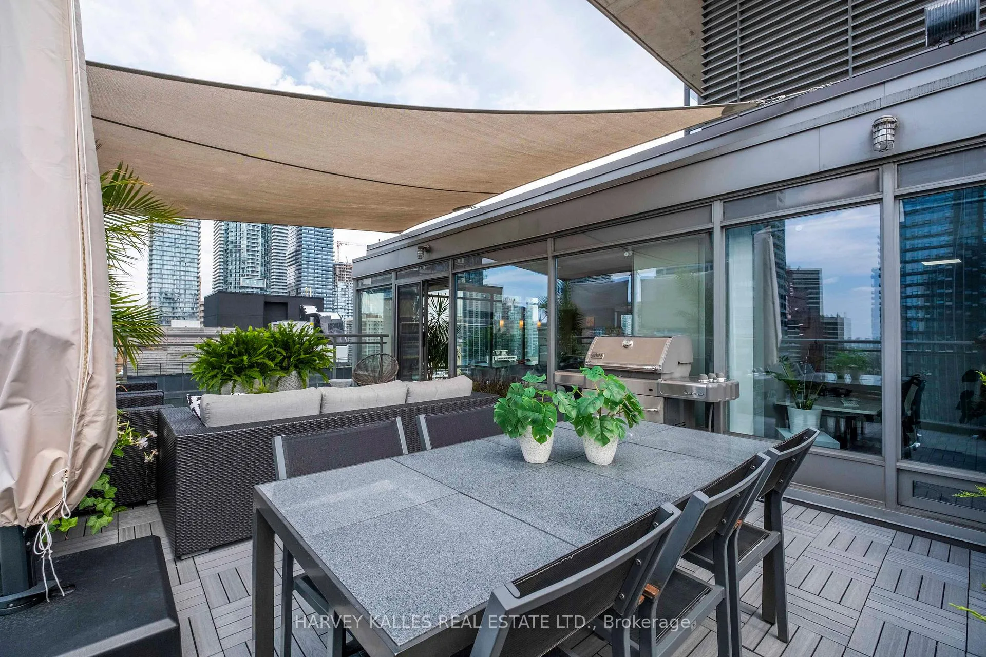 Photo 5 of Unit PH2, 22 Wellesley Street E, Toronto, Church-Yonge Corridor — HOMEH