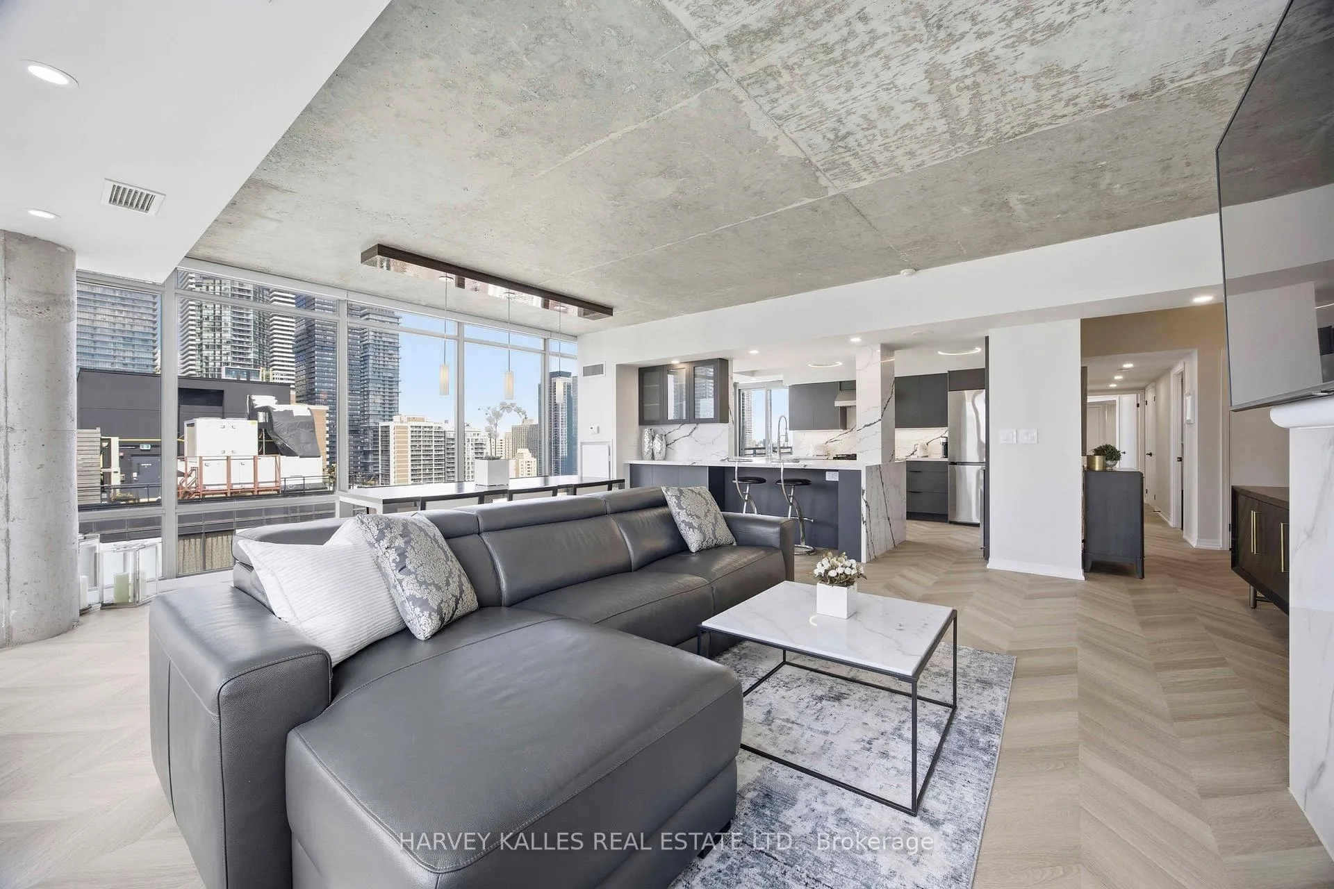 Photo 11 of Unit PH2, 22 Wellesley Street E, Toronto, Church-Yonge Corridor — HOMEH