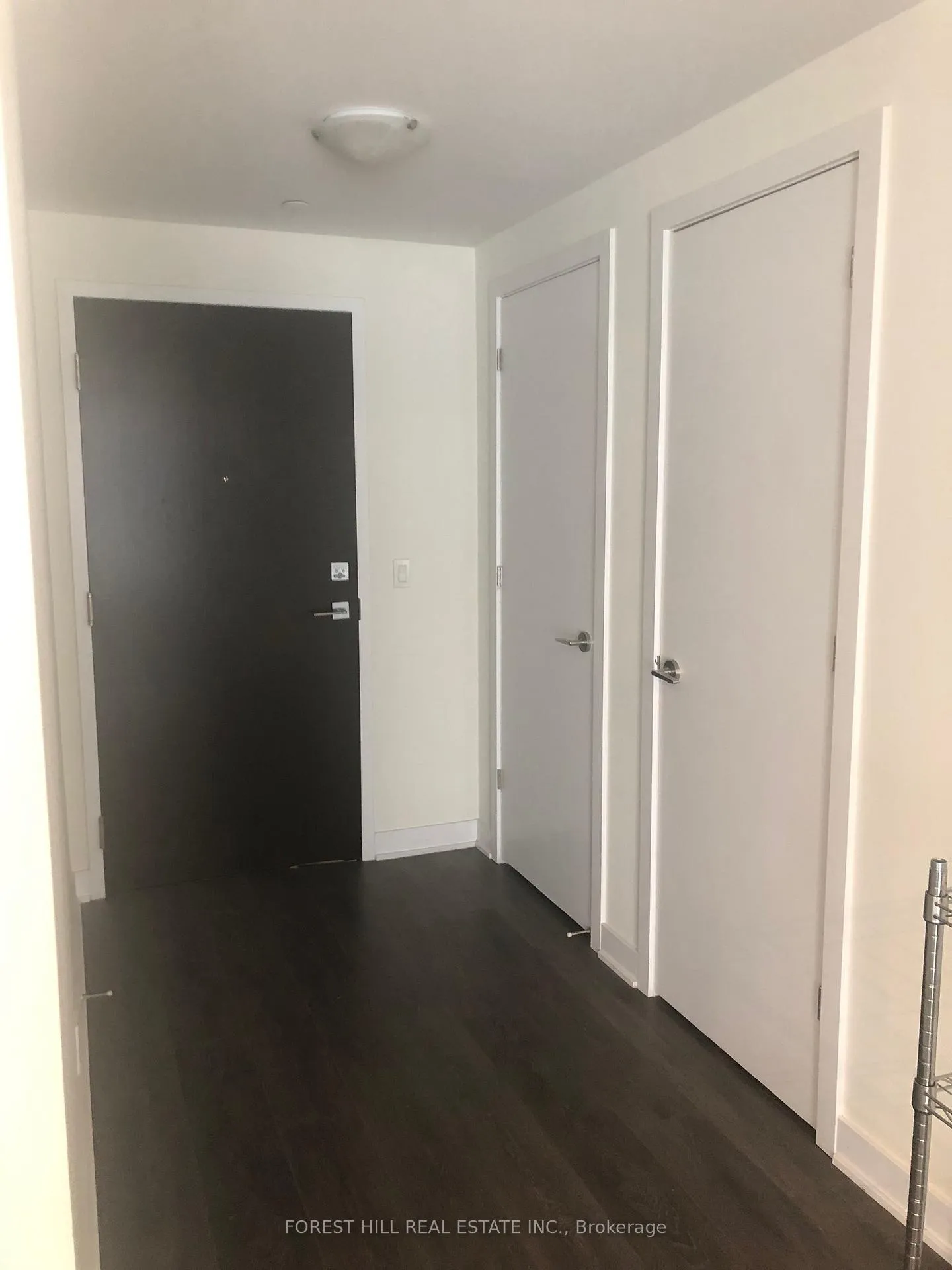 Photo 2 of Unit 805, 2221 Yonge Street, Toronto, Mount Pleasant West — HOMEH