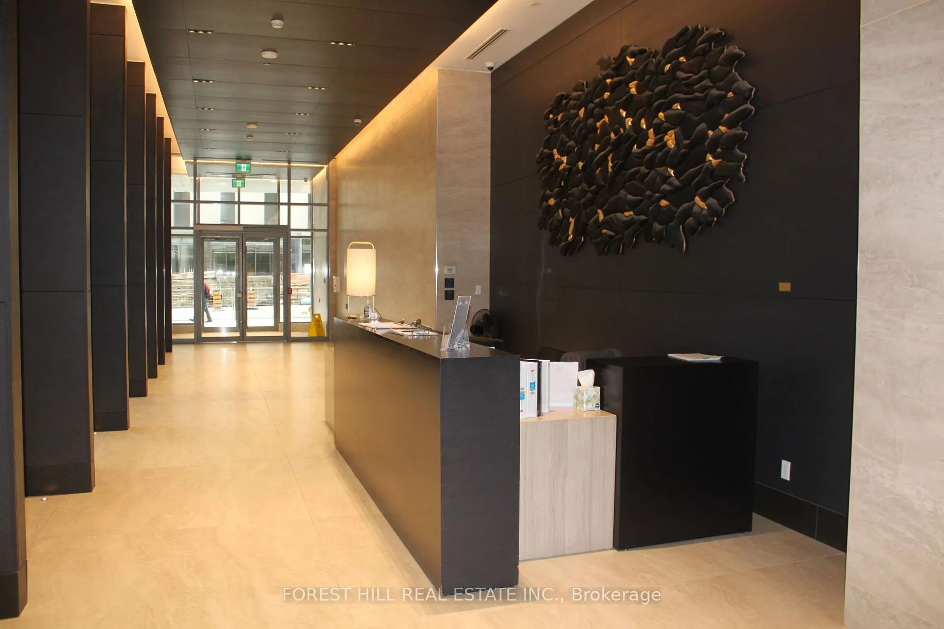 Photo 13 of Unit 805, 2221 Yonge Street, Toronto, Mount Pleasant West — HOMEH