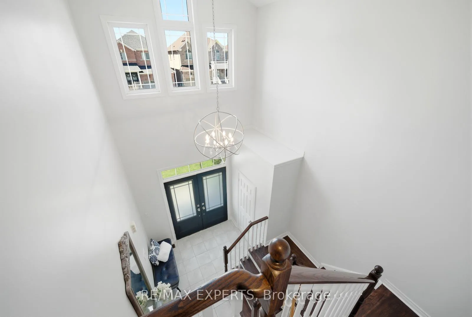 Photo 5 of 37 Schwalm Crescent, New Tecumseth, Tottenham — HOMEH