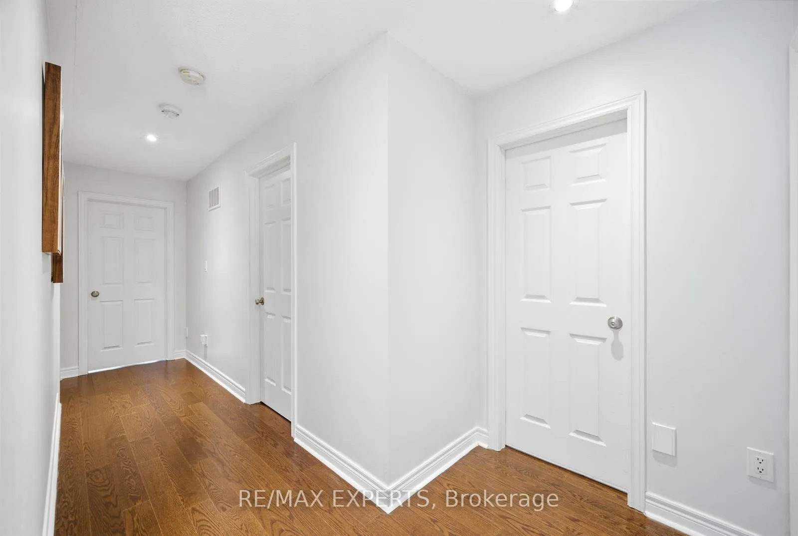 Photo 25 of 37 Schwalm Crescent, New Tecumseth, Tottenham — HOMEH