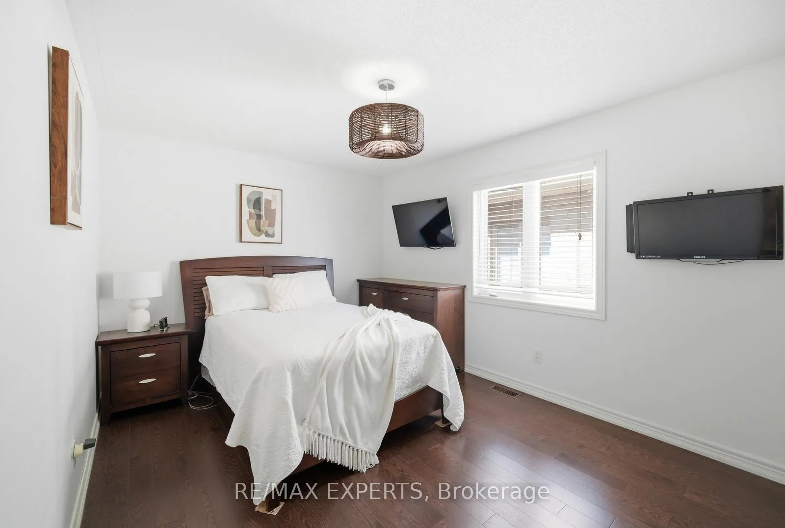 Photo 34 of 37 Schwalm Crescent, New Tecumseth, Tottenham — HOMEH