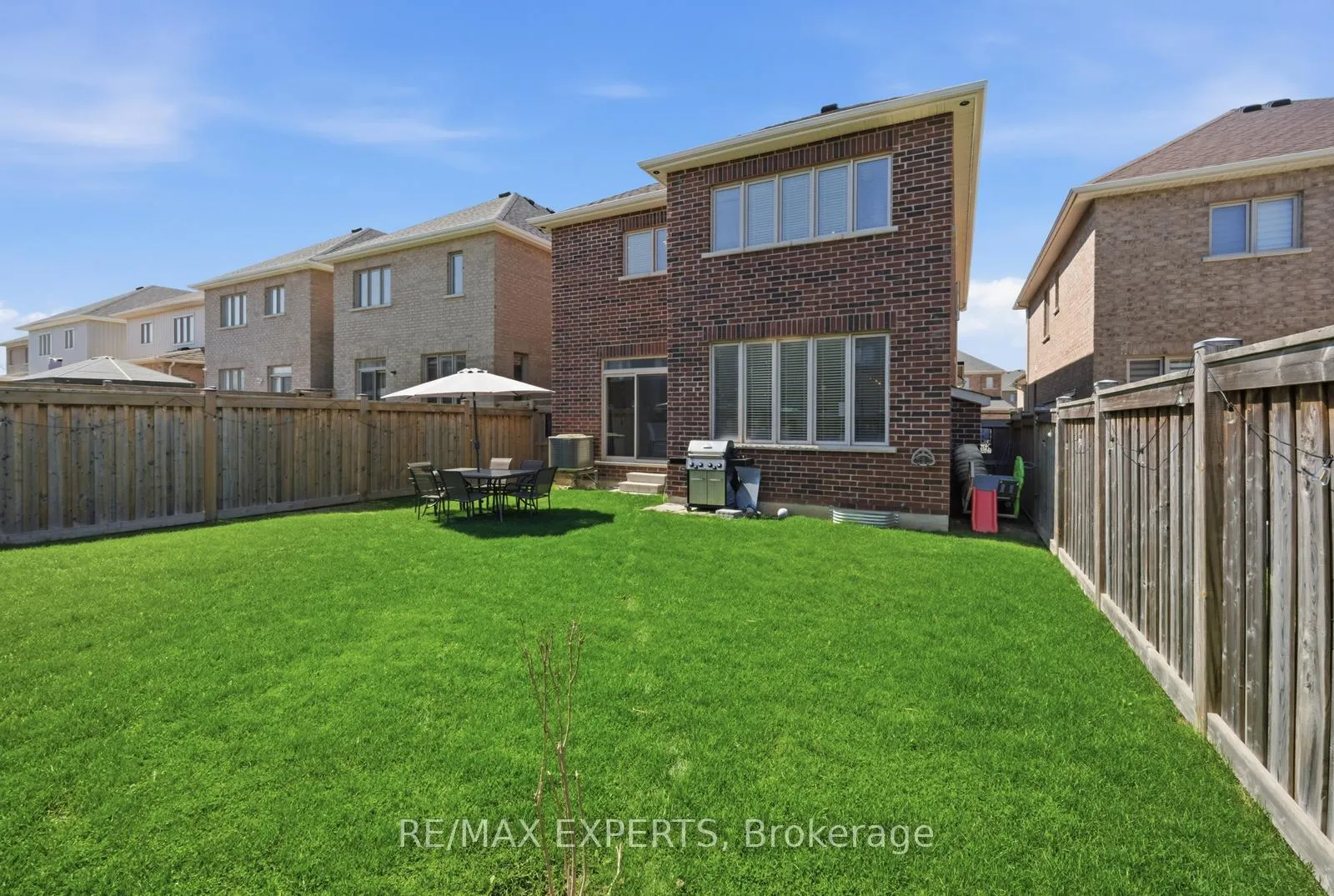 Photo 40 of 37 Schwalm Crescent, New Tecumseth, Tottenham — HOMEH