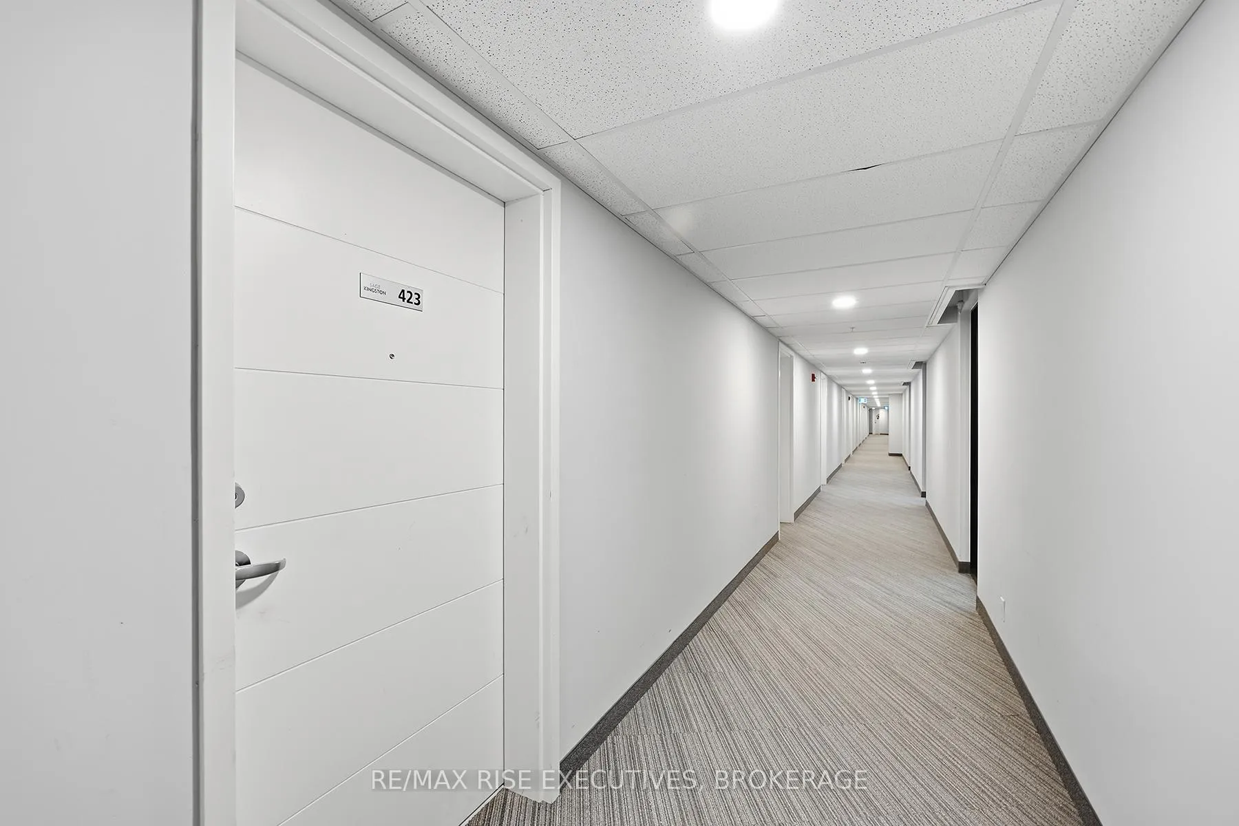 Photo 4 of Unit 423, 652 Princess Street, Kingston, Central City East — HOMEH