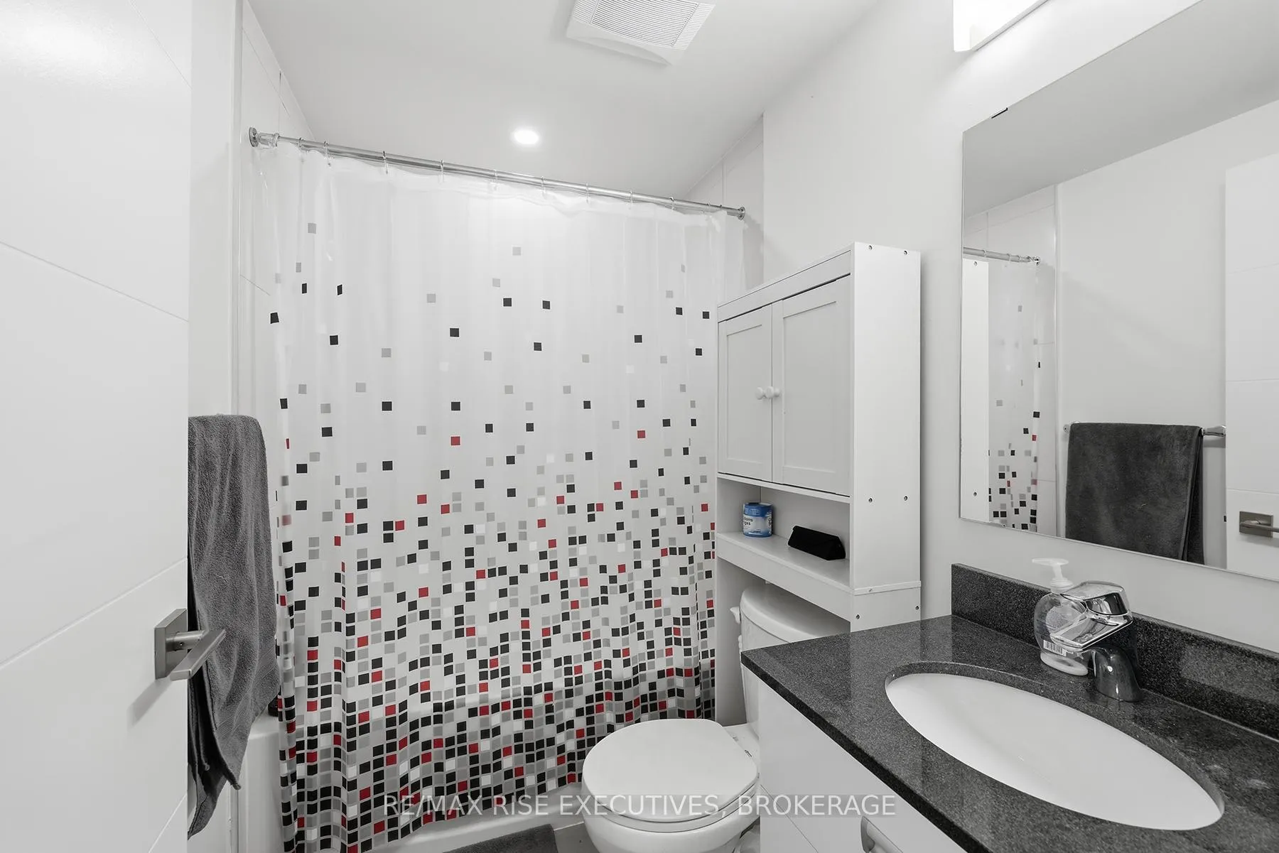 Photo 8 of Unit 423, 652 Princess Street, Kingston, Central City East — HOMEH