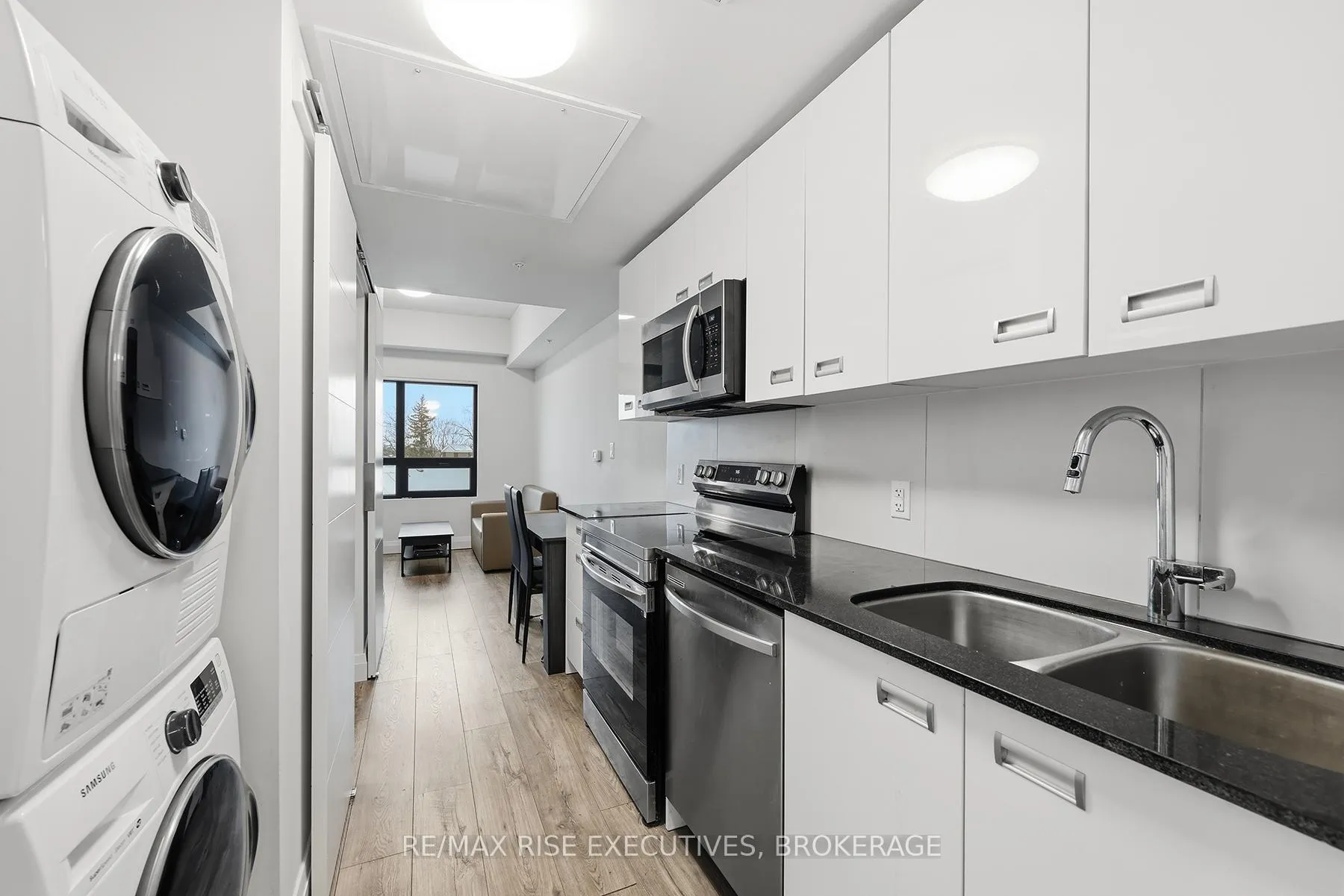 Photo 9 of Unit 423, 652 Princess Street, Kingston, Central City East — HOMEH