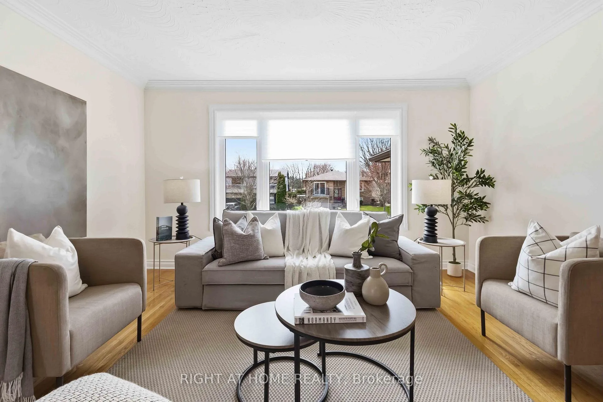 Photo 20 of 313 Preston Drive, Oshawa, McLaughlin — HOMEH