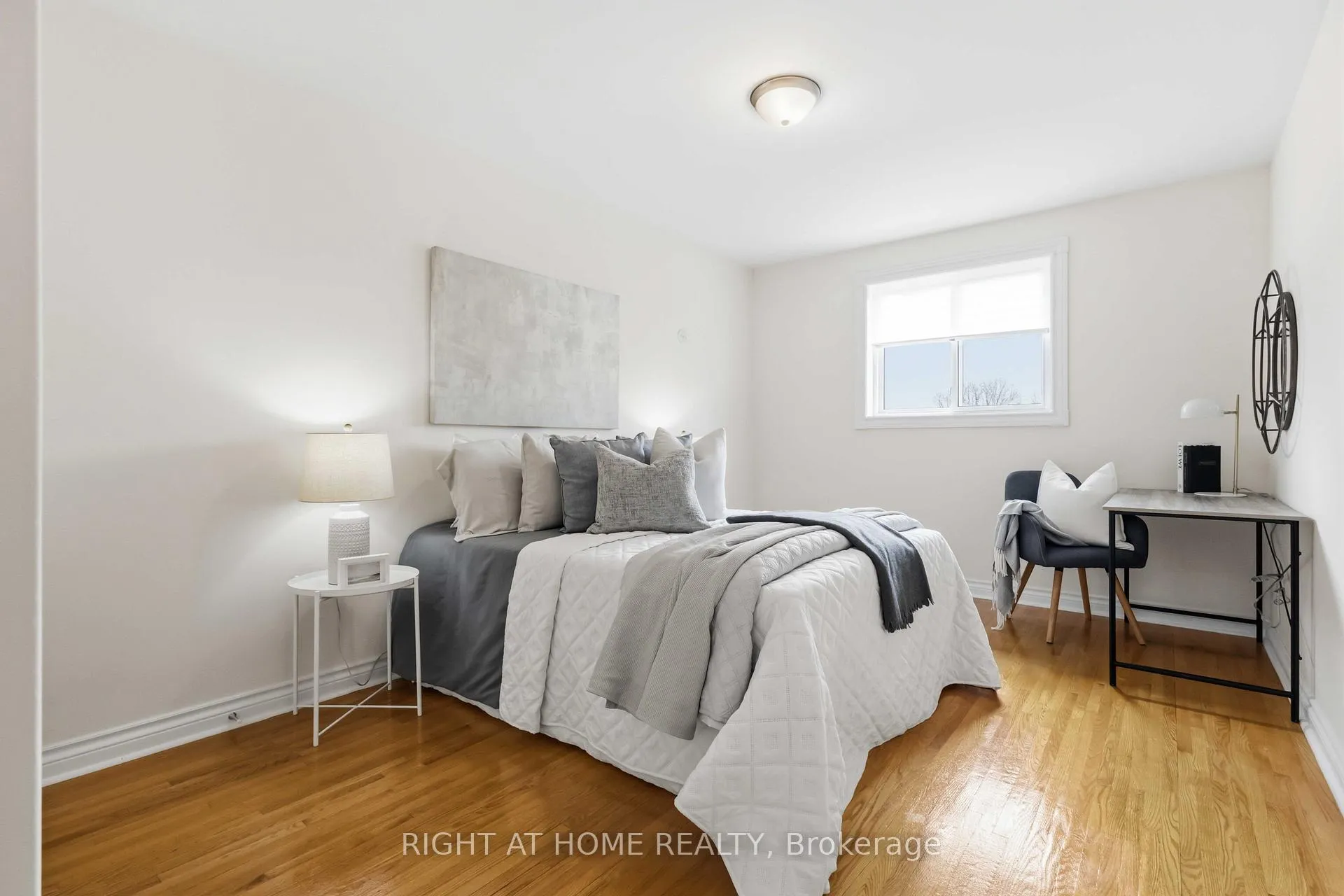 Photo 32 of 313 Preston Drive, Oshawa, McLaughlin — HOMEH
