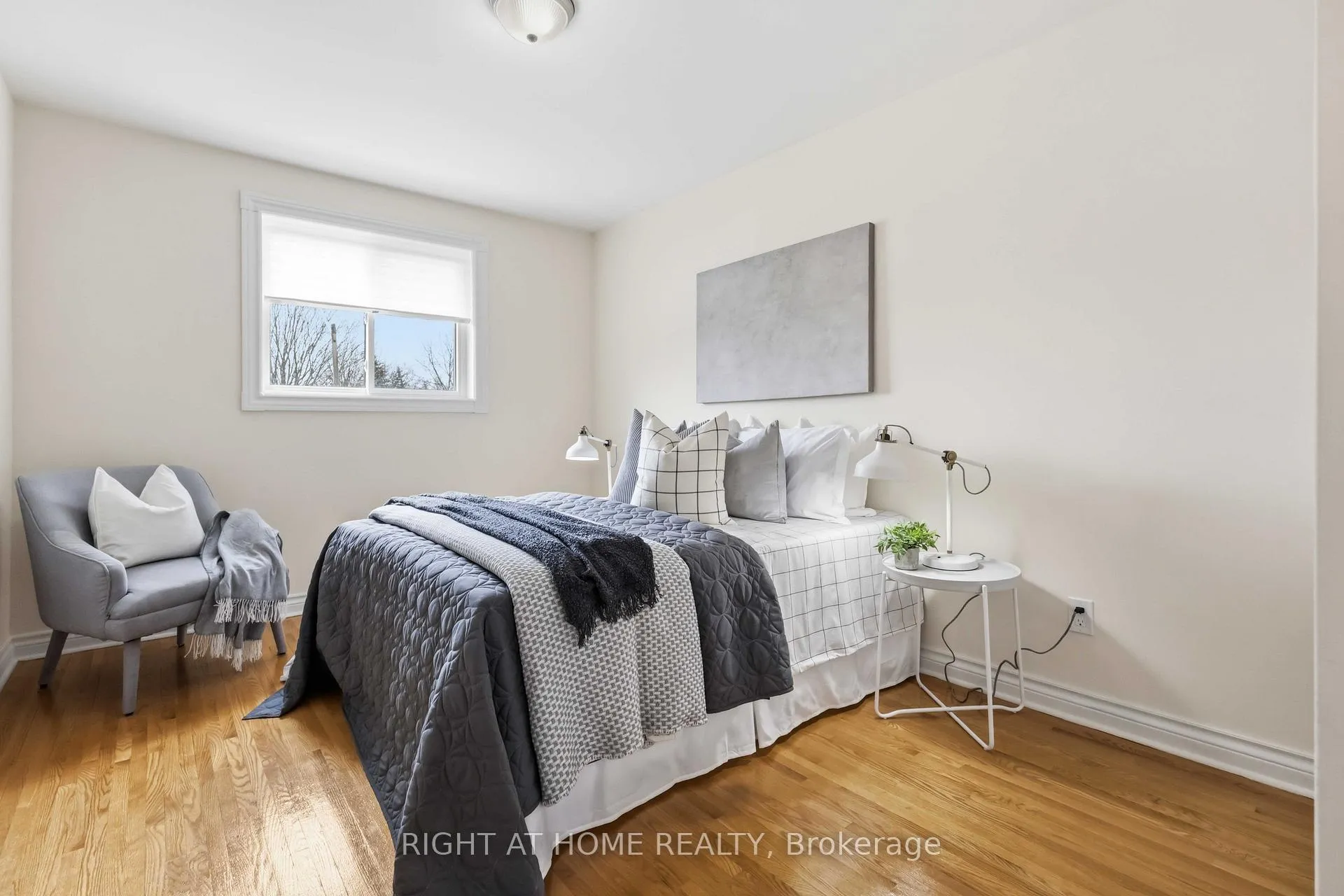 Photo 34 of 313 Preston Drive, Oshawa, McLaughlin — HOMEH