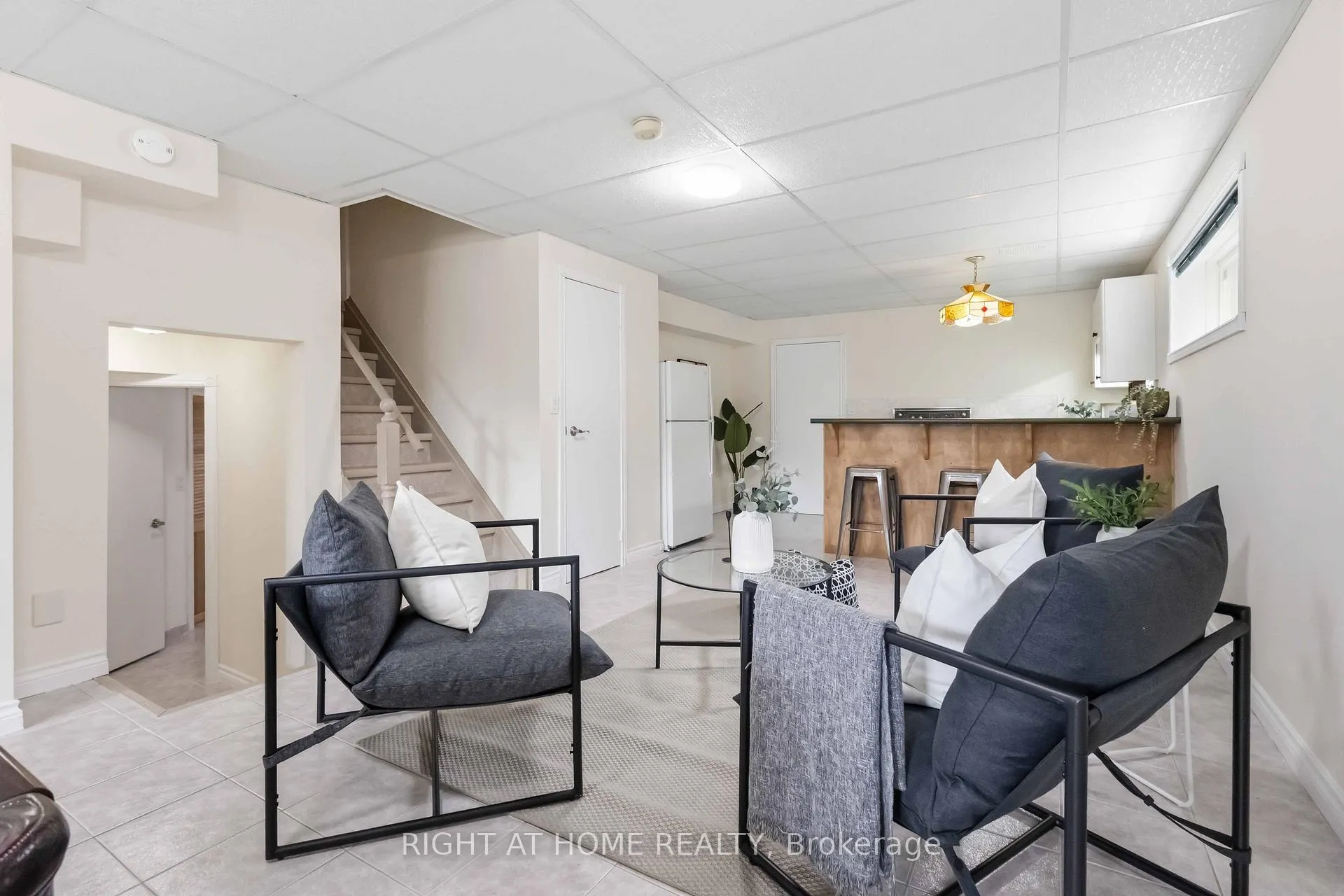 Photo 36 of 313 Preston Drive, Oshawa, McLaughlin — HOMEH
