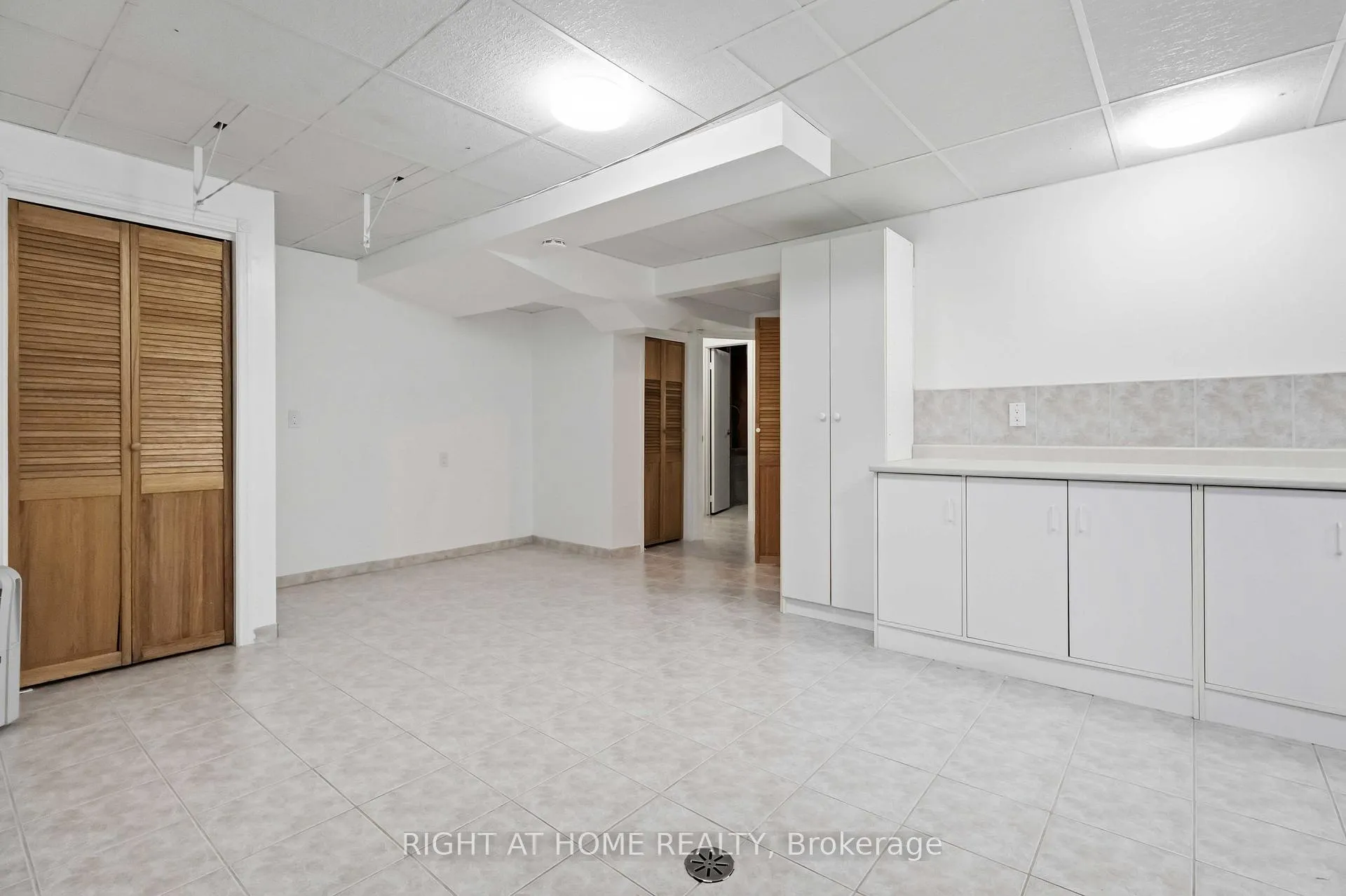 Photo 44 of 313 Preston Drive, Oshawa, McLaughlin — HOMEH