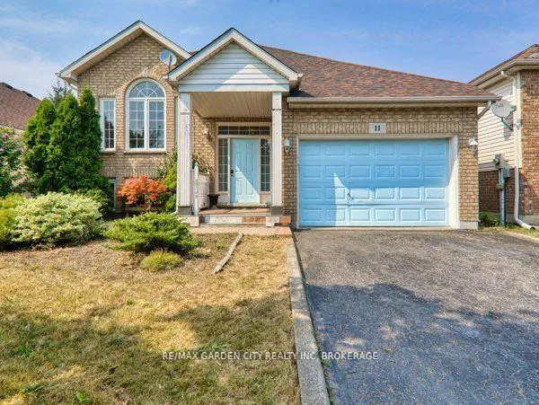Photo 45 of 11 Cozocar Crescent, St. Catharines, Rykert/Vansickle — HOMEH