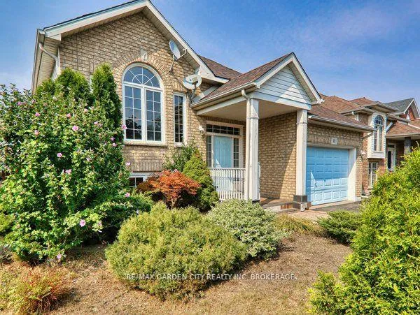 Photo 46 of 11 Cozocar Crescent, St. Catharines, Rykert/Vansickle — HOMEH