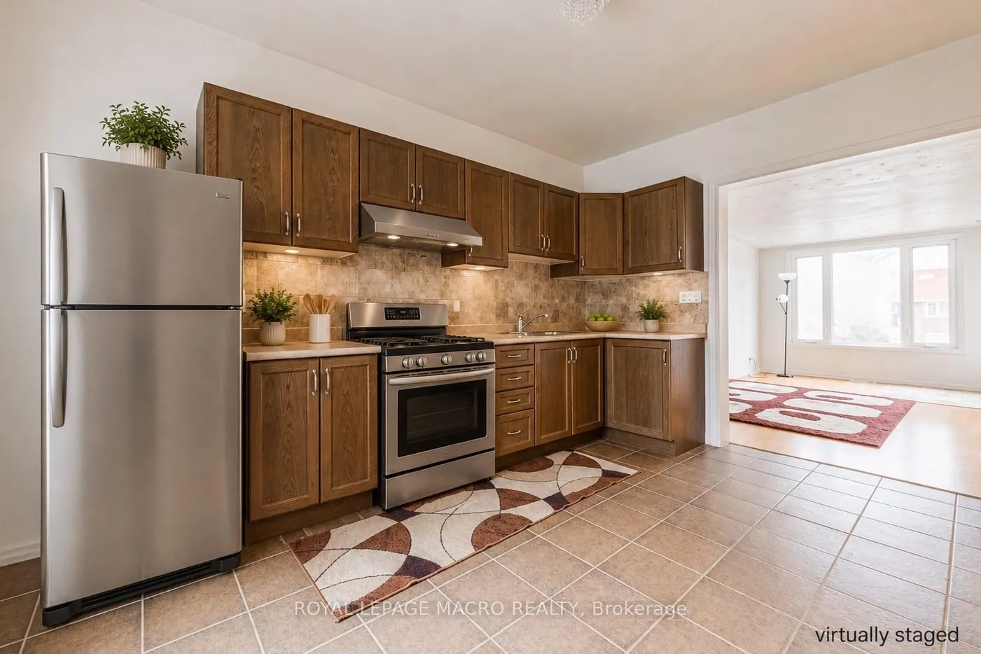 Photo 8 of 22 Worsley Road, Hamilton, Stoney Creek — HOMEH