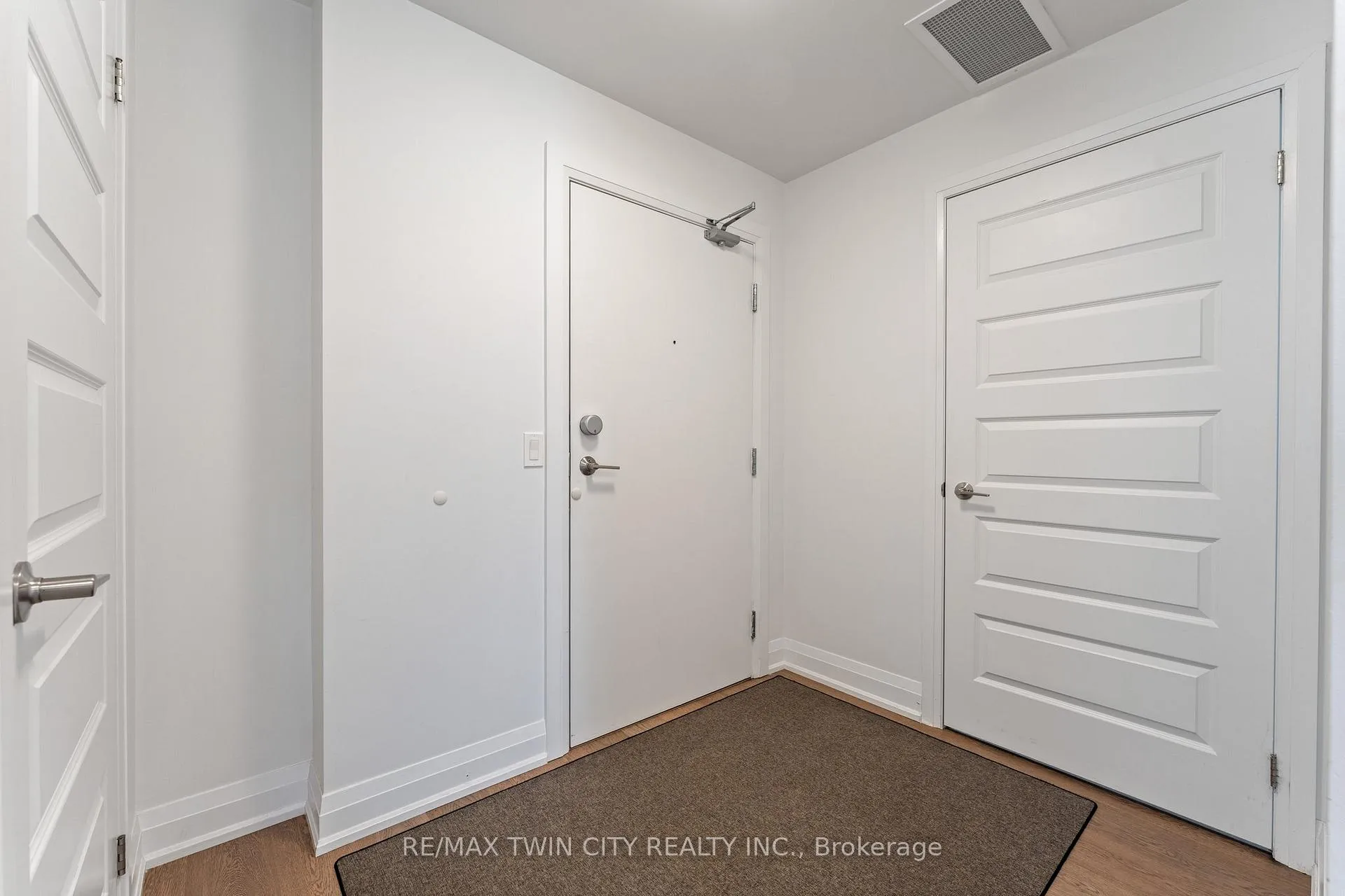 Photo 2 of Unit 209, 88 Gibson Street, North Dumfries, Ayr — HOMEH
