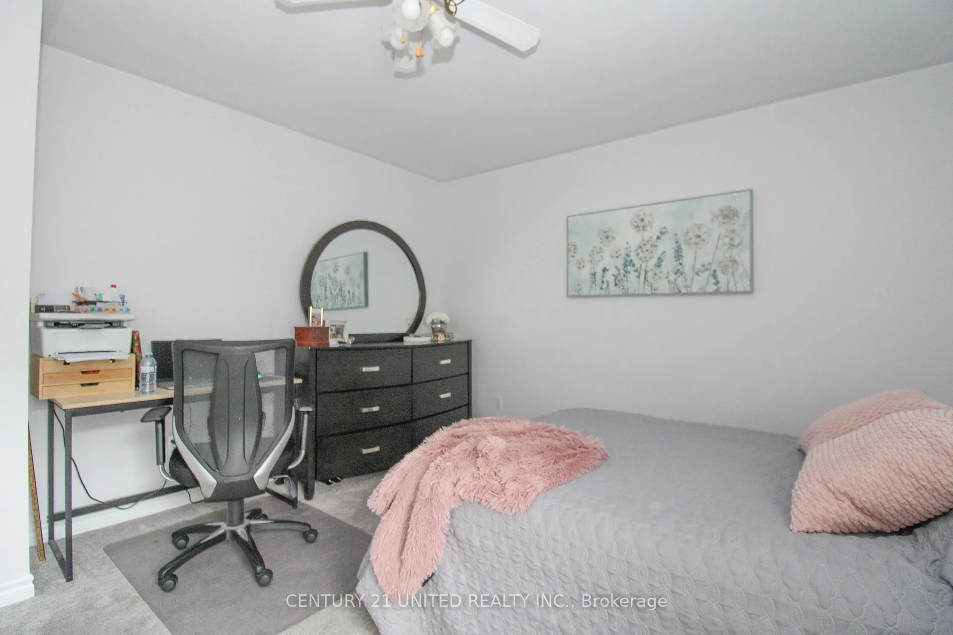 Photo 23 of 1079 Baker Street, Peterborough, Northcrest Ward 5 — HOMEH