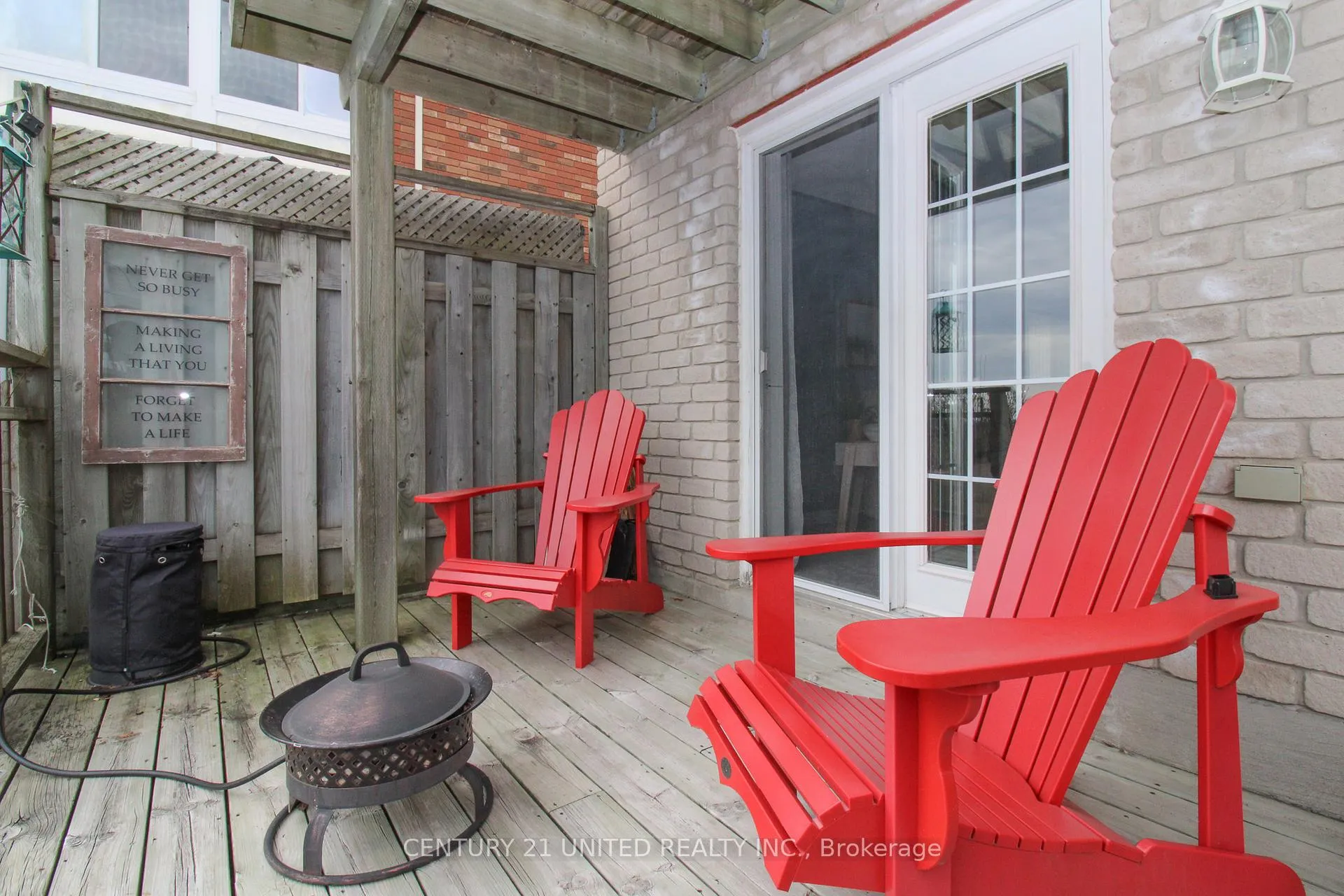 Photo 32 of 1079 Baker Street, Peterborough, Northcrest Ward 5 — HOMEH