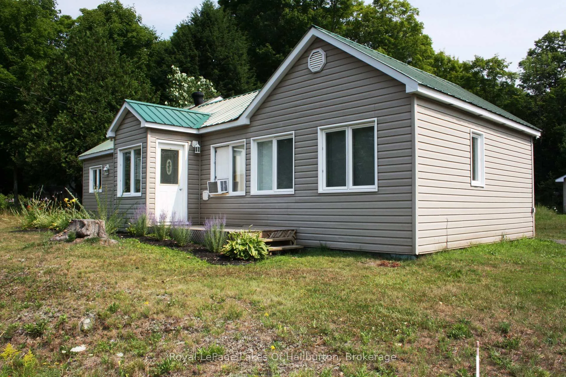 Photo 4 of 16426 35 Highway, Algonquin Highlands, Stanhope — HOMEH