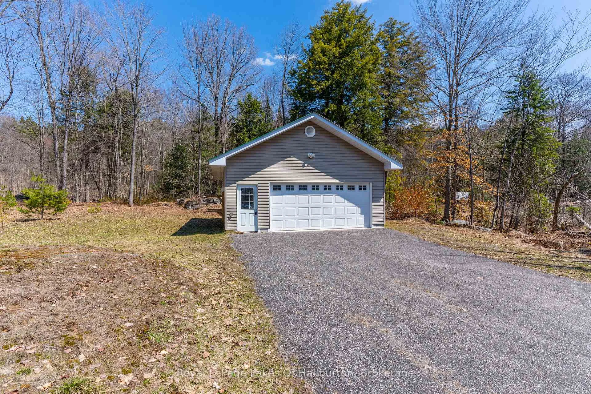 Photo 27 of 16426 35 Highway, Algonquin Highlands, Stanhope — HOMEH