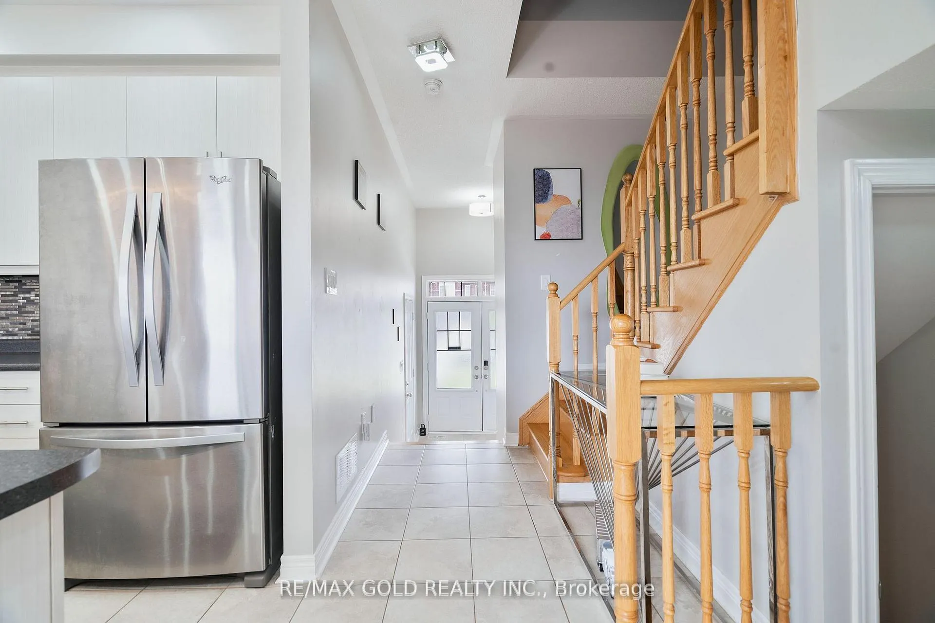 Photo 3 of 56 Snelgrove Crescent, Barrie, West Bayfield — HOMEH