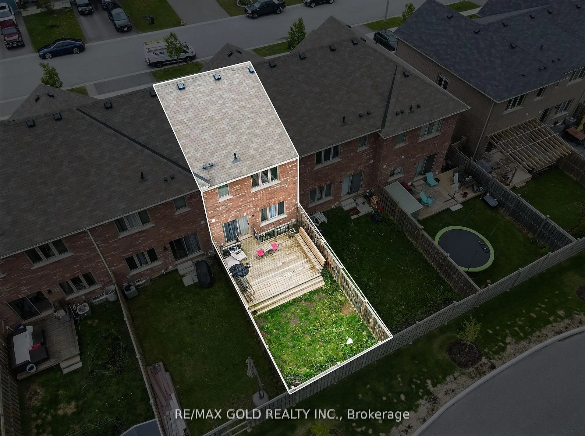 Photo 25 of 56 Snelgrove Crescent, Barrie, West Bayfield — HOMEH
