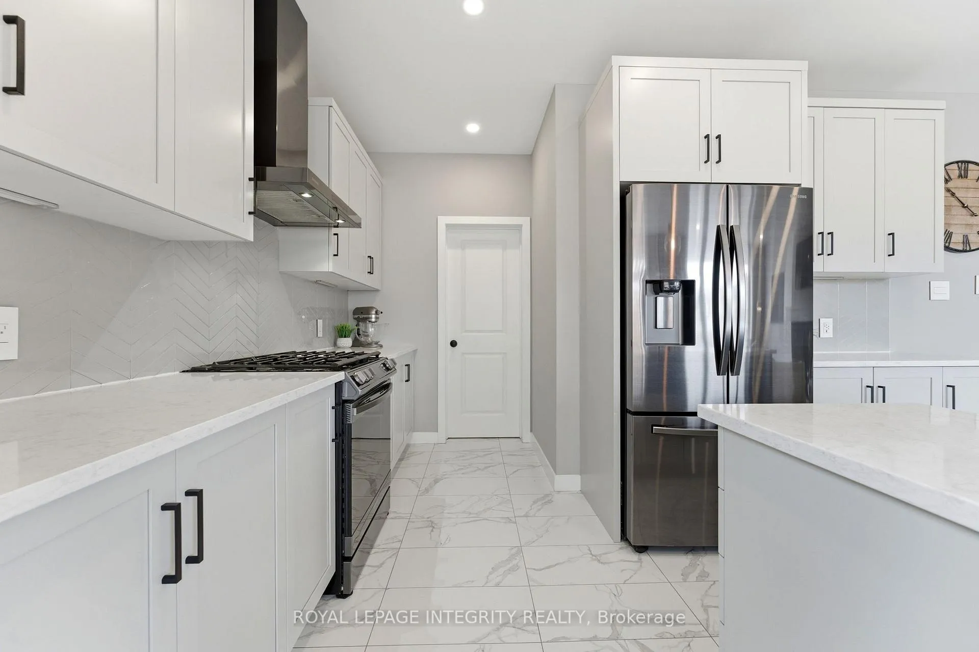 Photo 15 of 30 Aridus Crescent, Ottawa, Remainder of Stittsville & Area — HOMEH