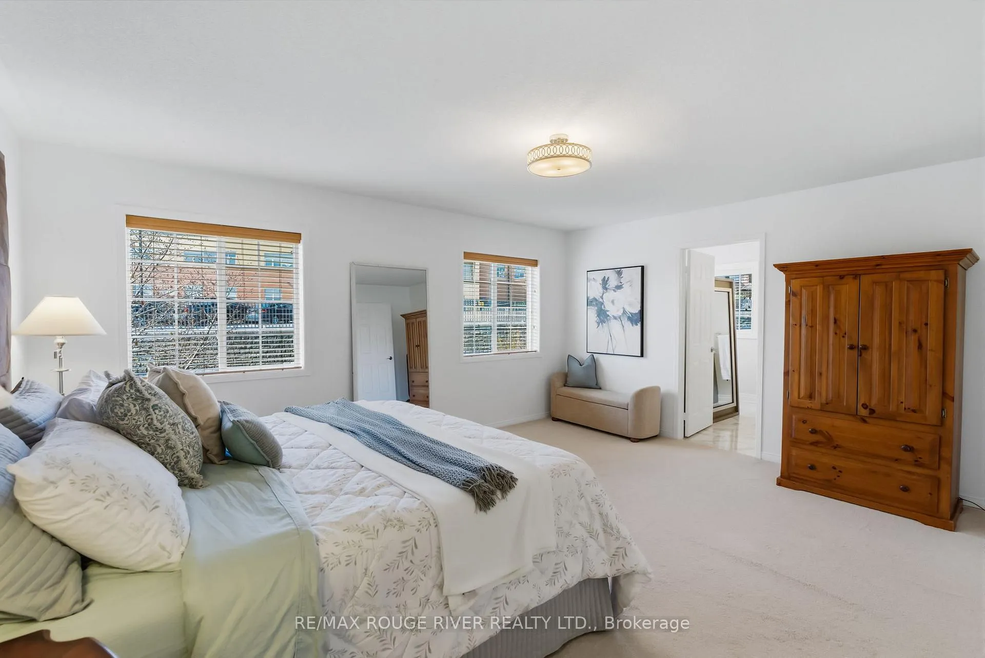 Photo 26 of 1086 Songbird Drive, Oshawa, Pinecrest — HOMEH