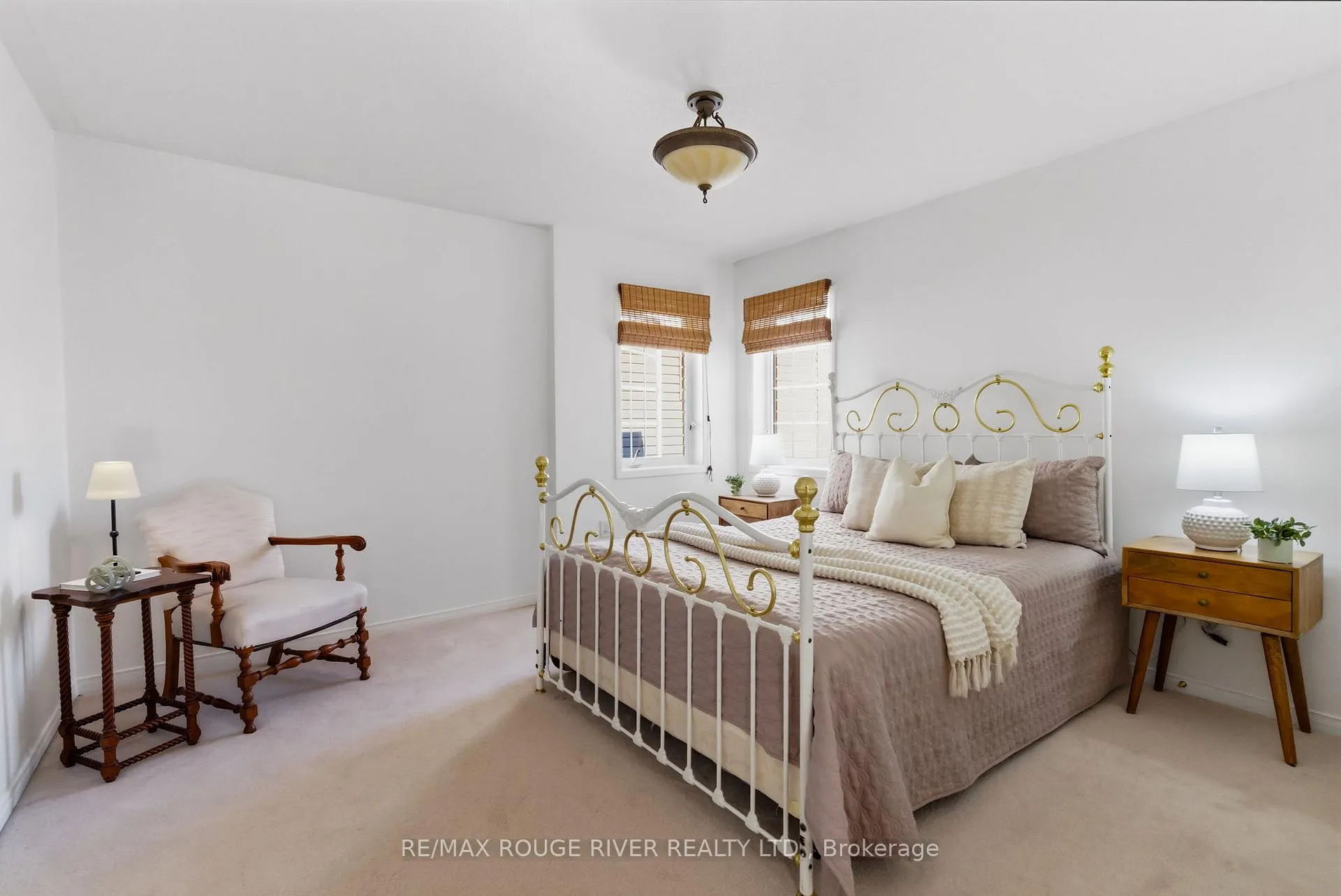 Photo 34 of 1086 Songbird Drive, Oshawa, Pinecrest — HOMEH