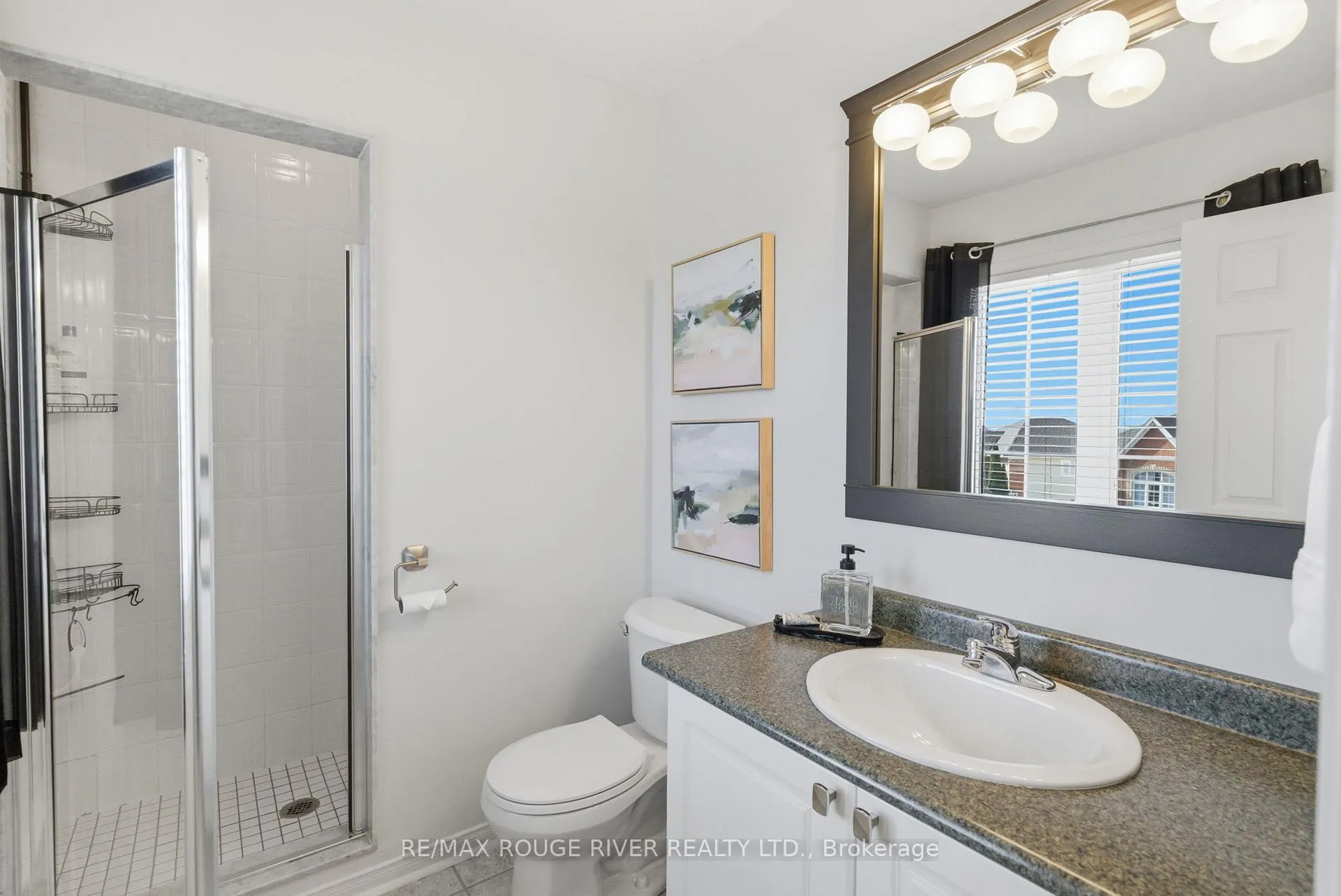 Photo 40 of 1086 Songbird Drive, Oshawa, Pinecrest — HOMEH
