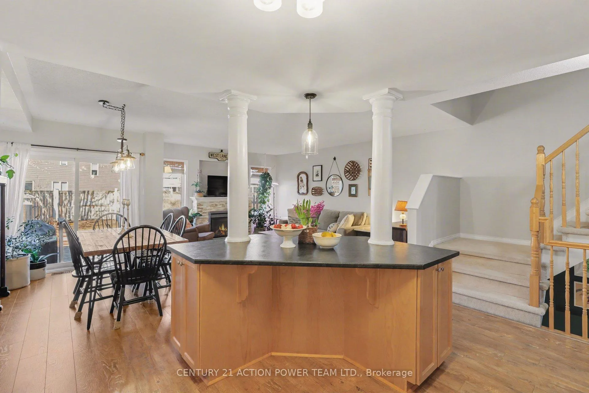Photo 16 of 105 Destiny Private, Ottawa, Fallingbrook/Gardenway South — HOMEH