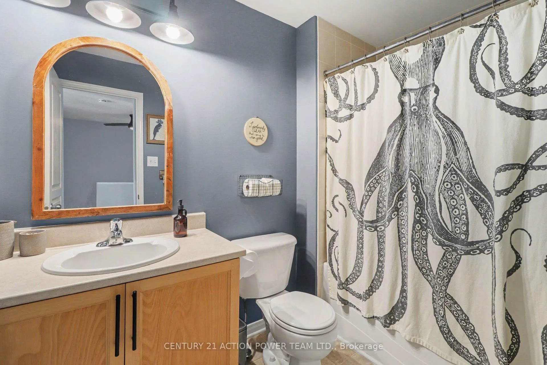 Photo 27 of 105 Destiny Private, Ottawa, Fallingbrook/Gardenway South — HOMEH