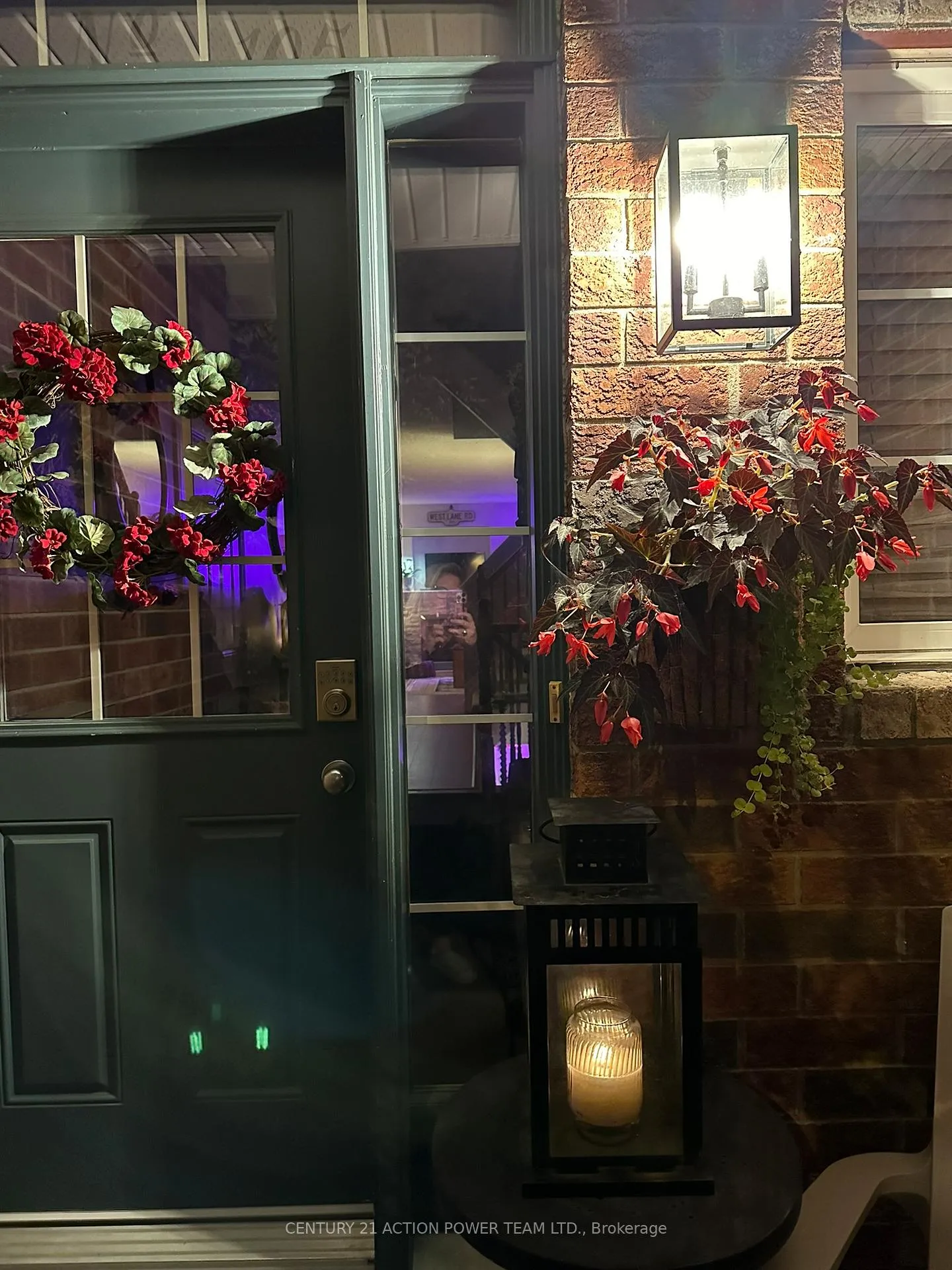 Photo 41 of 105 Destiny Private, Ottawa, Fallingbrook/Gardenway South — HOMEH