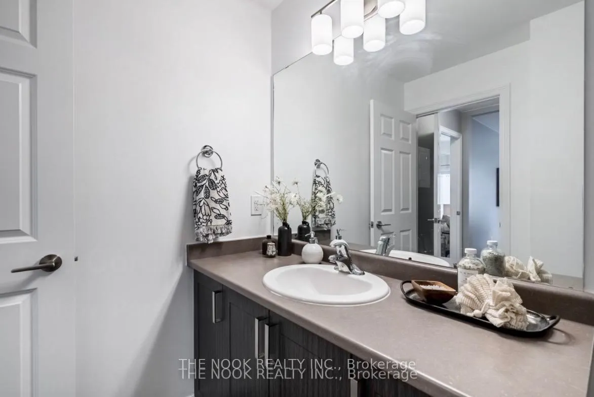 Photo 9 of Unit 110, 660 Gordon Street, Whitby, Port Whitby — HOMEH