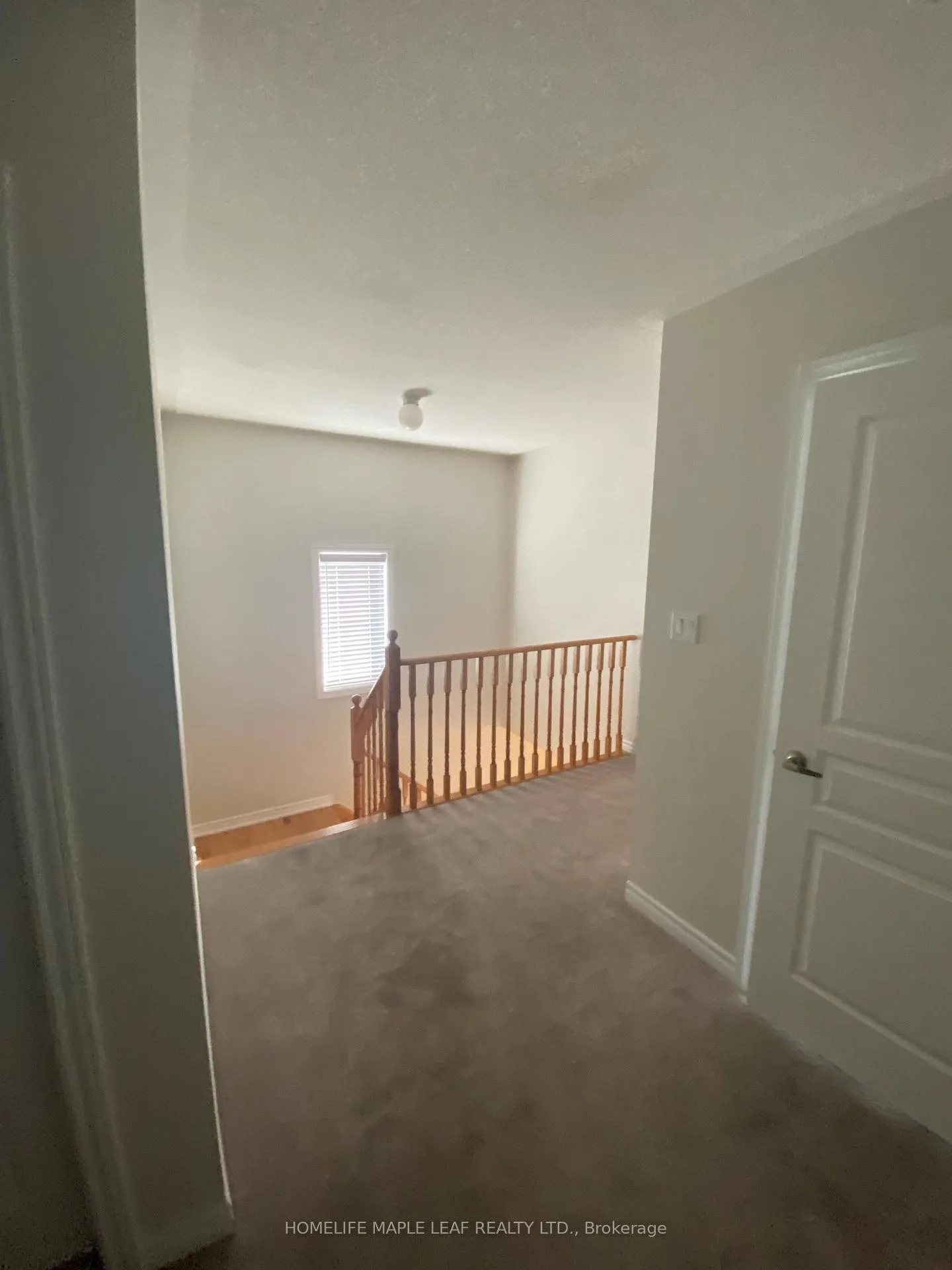 Photo 10 of 70 Aspen Hills (Upper) Road, Brampton, Credit Valley — HOMEH