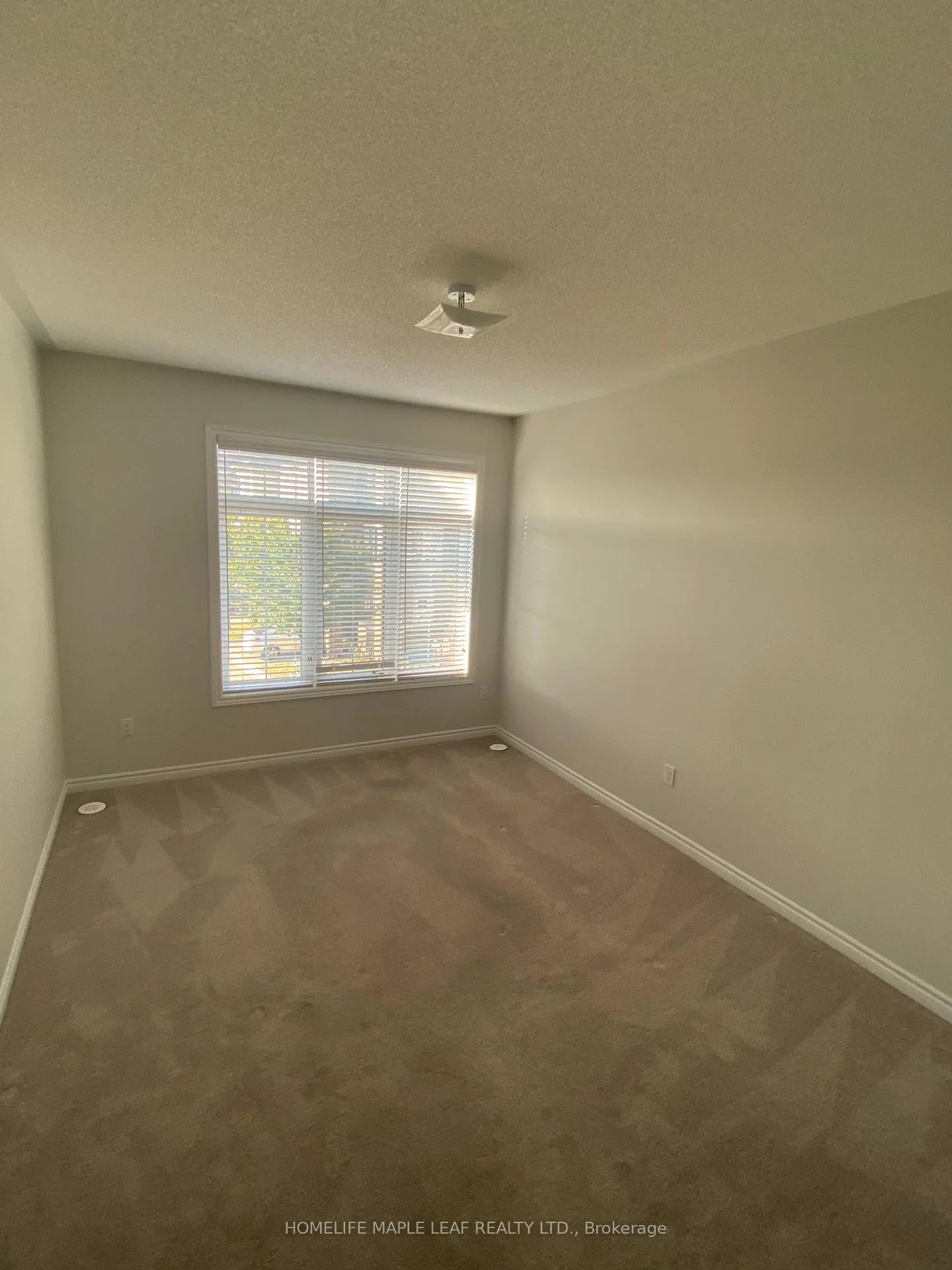 Photo 14 of 70 Aspen Hills (Upper) Road, Brampton, Credit Valley — HOMEH
